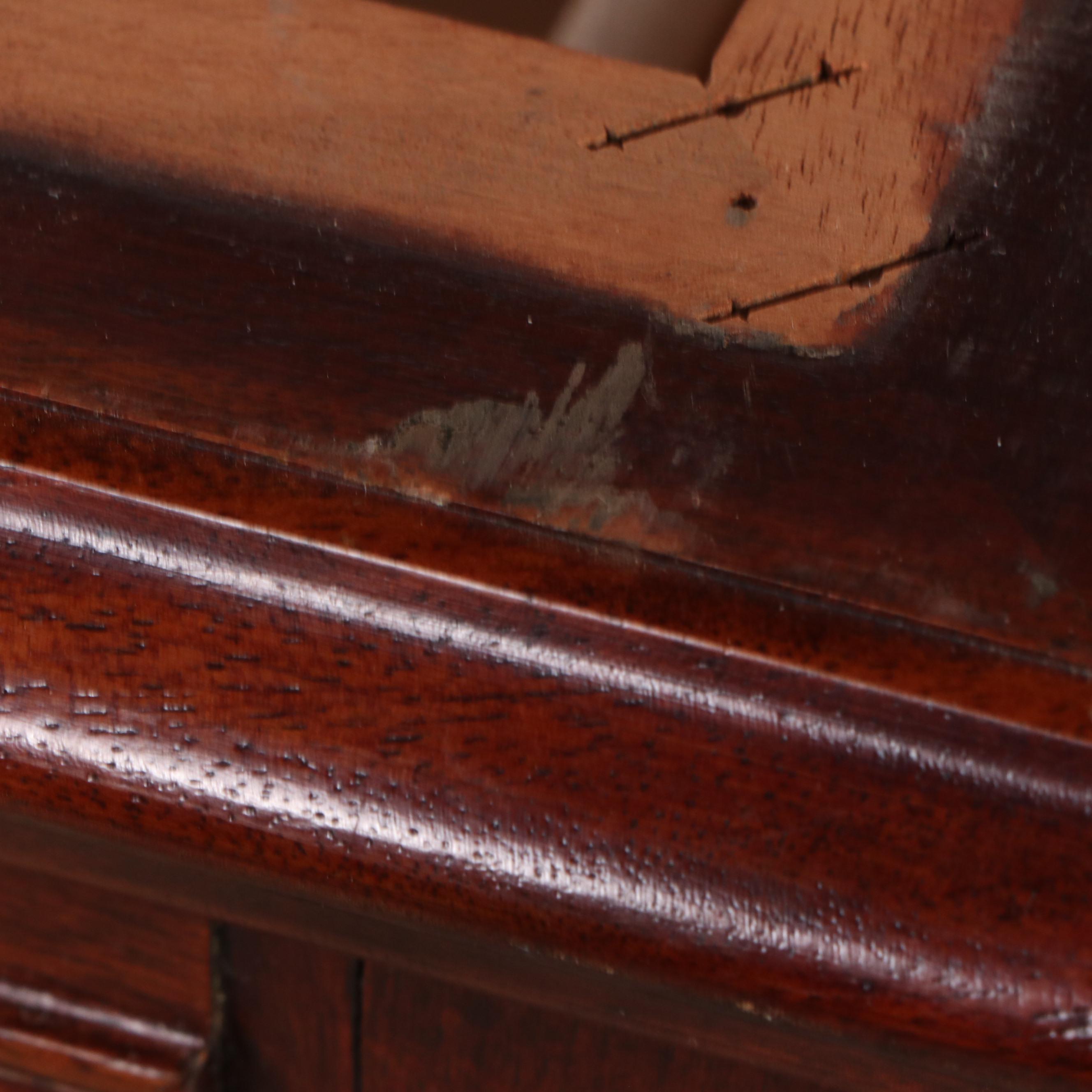 Thomasville Queen Anne Style Mahogany Highboy Dresser