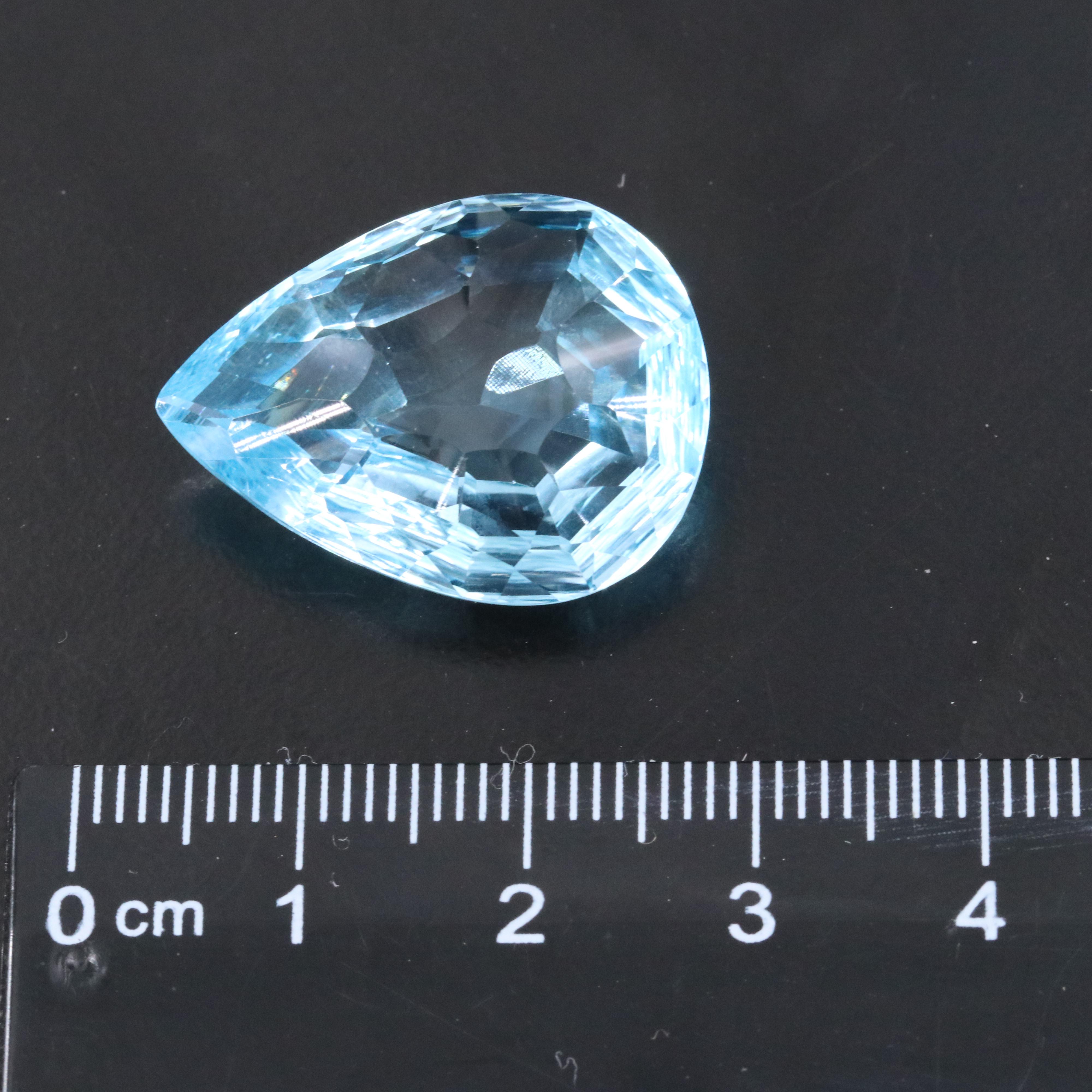 Loose 29.03 CT Topaz