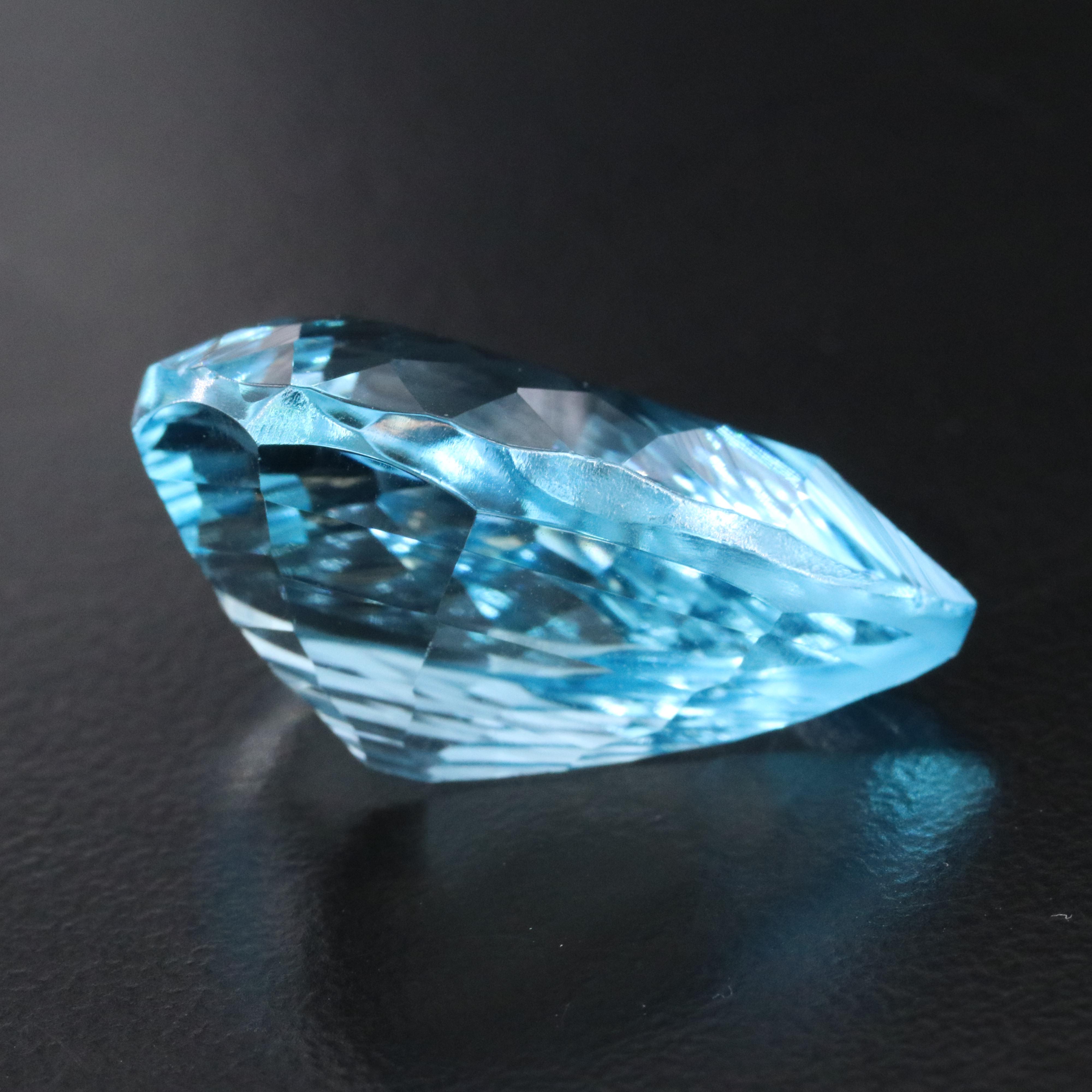 Loose 31.94 CT Topaz