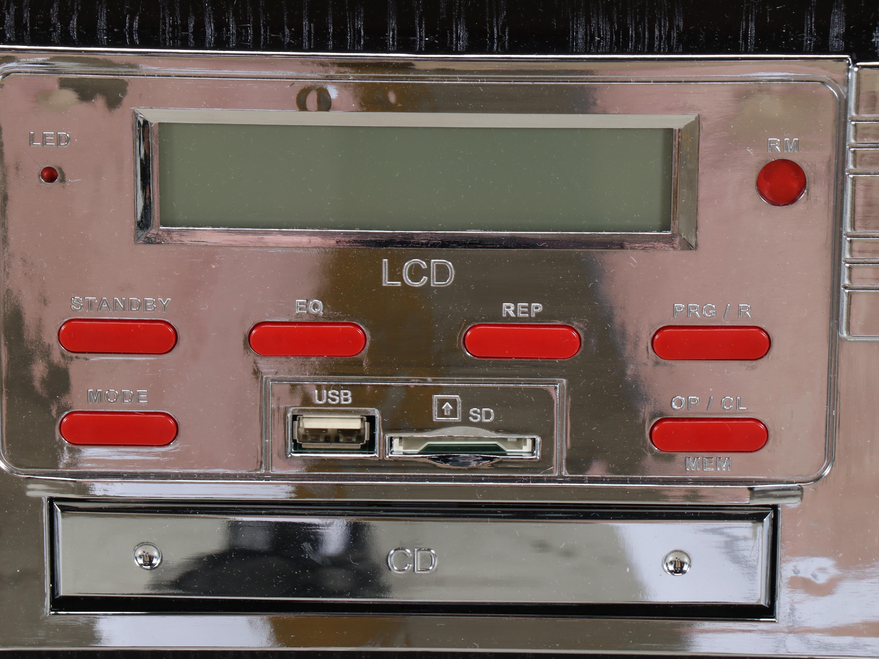 Retro-Style Polychrome Juke Box