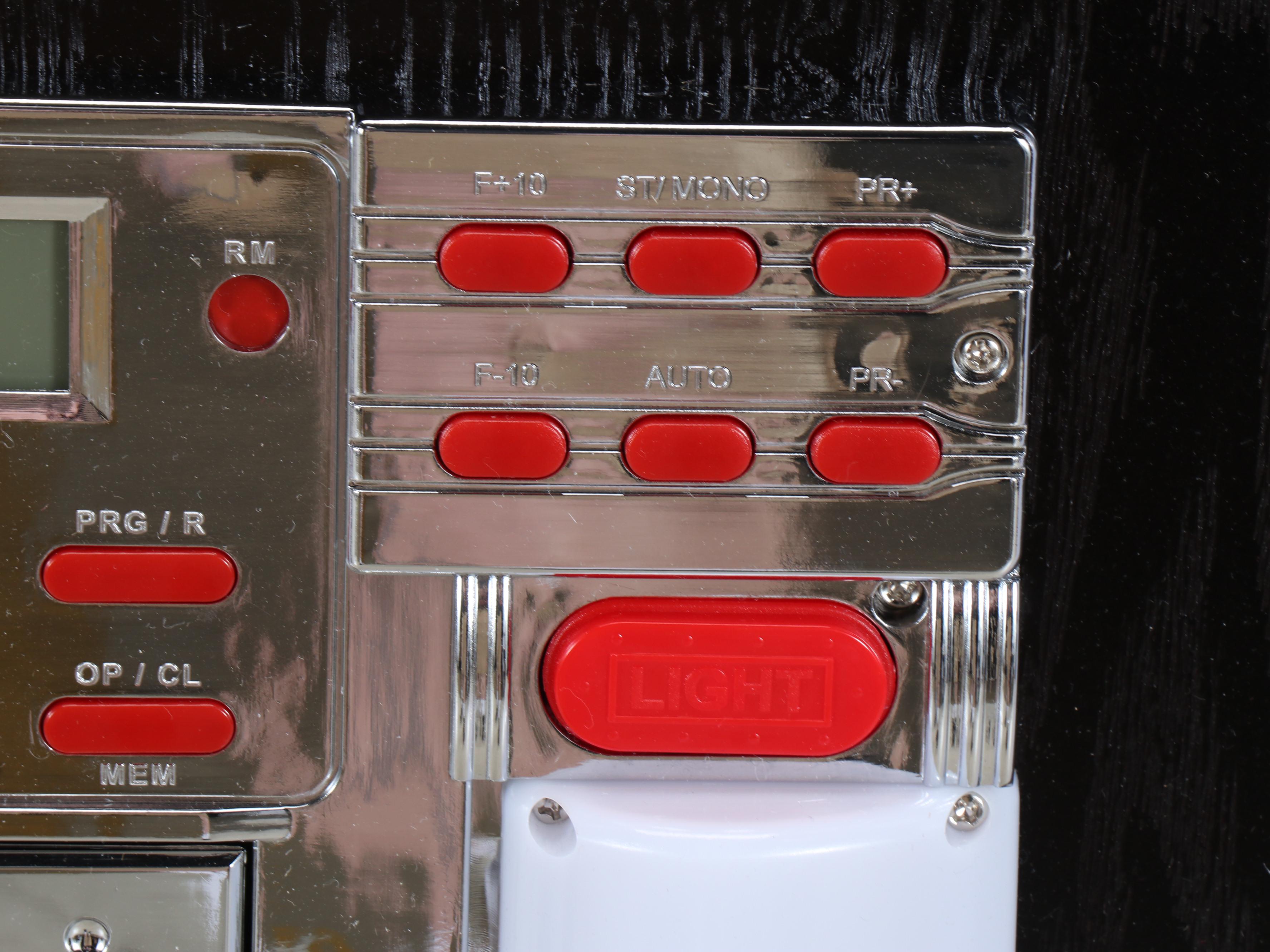 Retro-Style Polychrome Juke Box