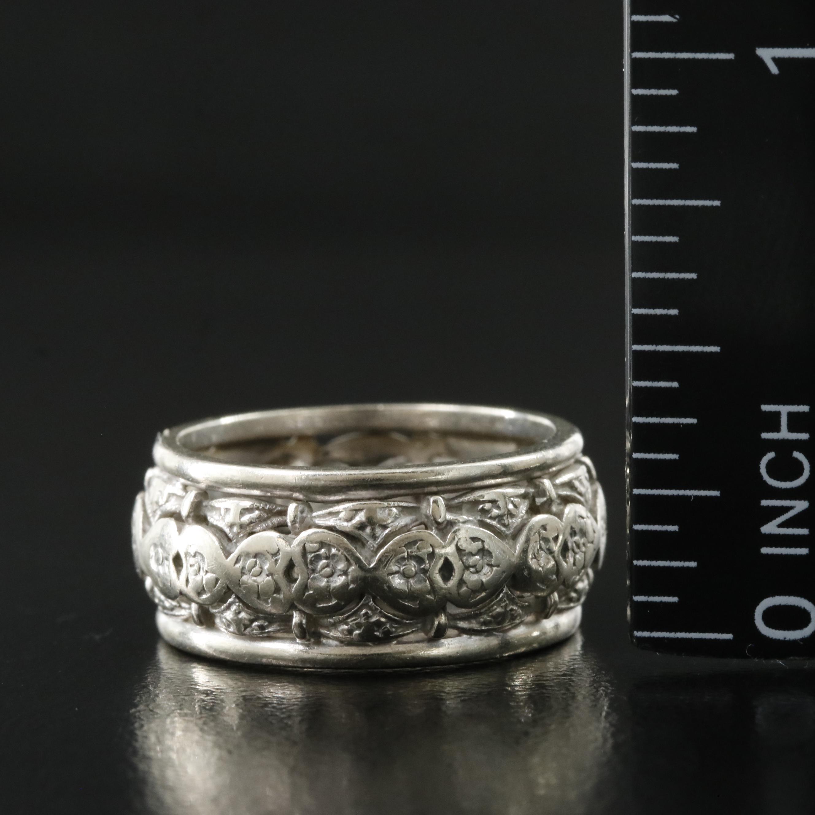 Vintage 14K Repoussé Band