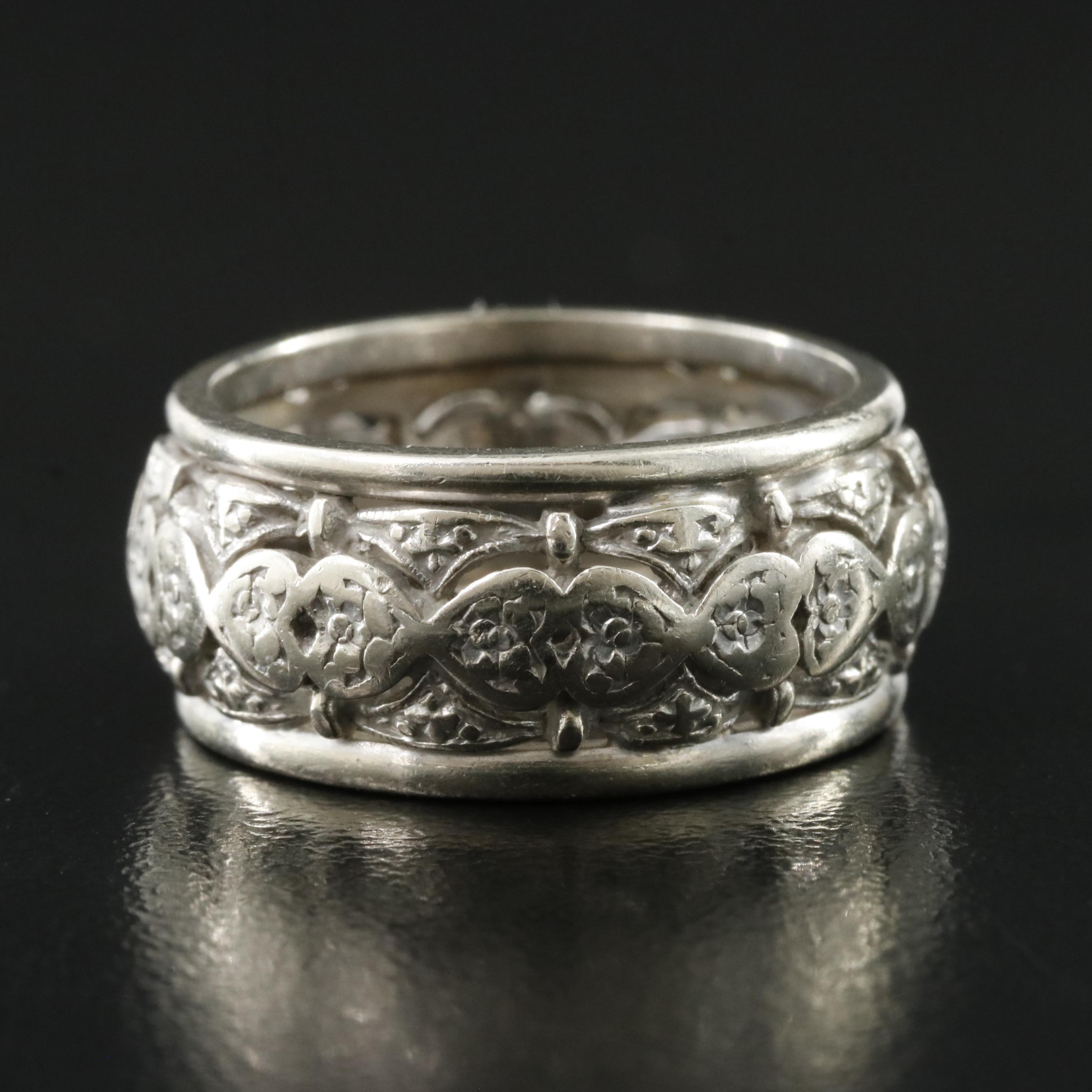 Vintage 14K Repoussé Band