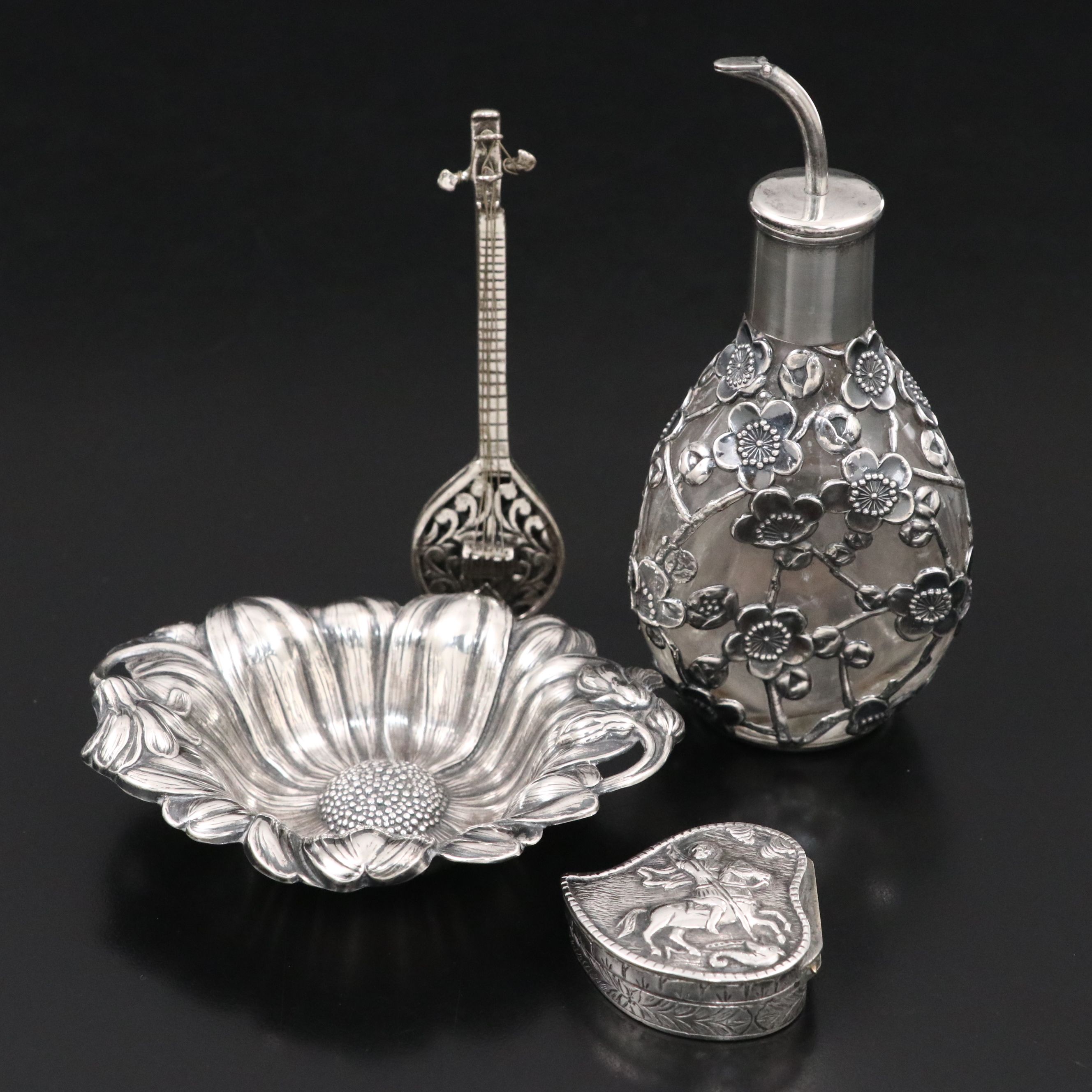 Reed & Barton "Cineraria" Sterling Dish with Snuff Bottle and Other Décor