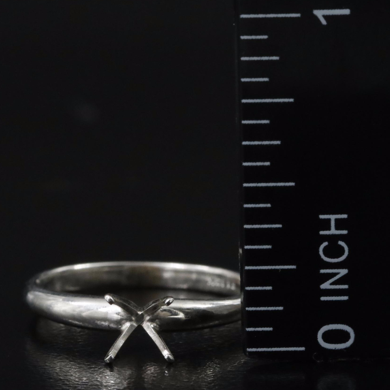14K Open Mount Solitaire Ring