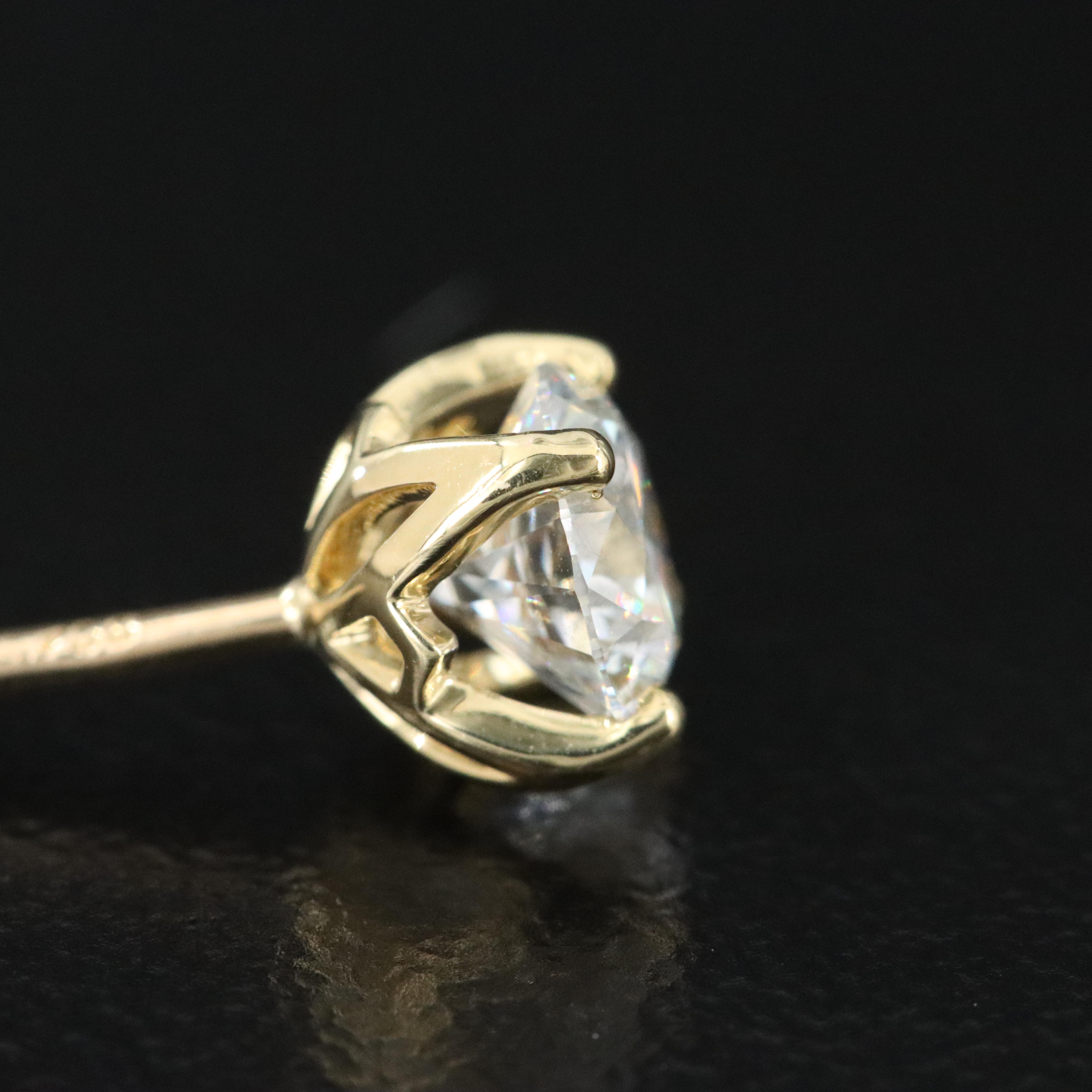 18K 1.10 CTW Lab Grown Diamond Stud Earrings with IGI Online Reports