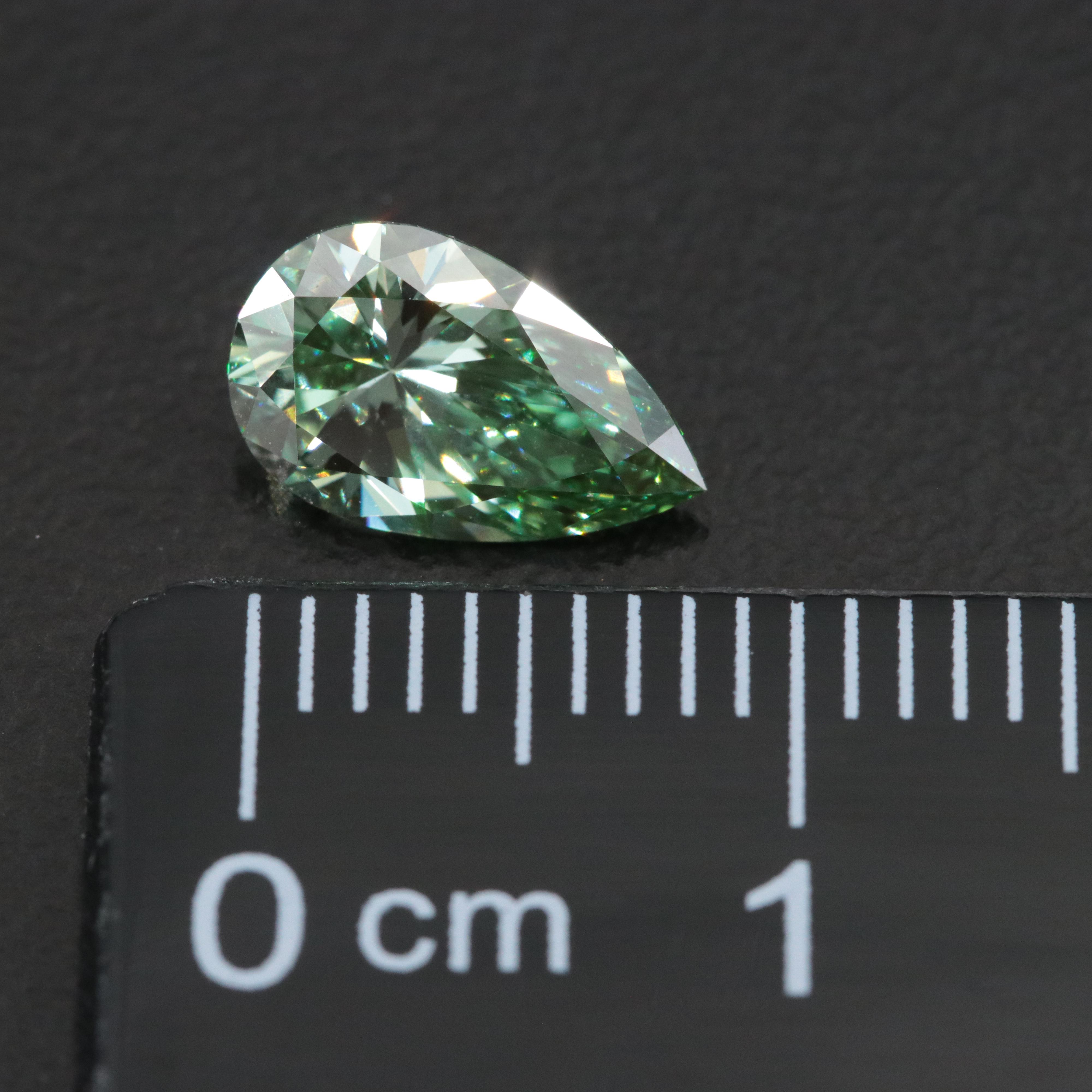 Loose 1.08 CT Lab Grown Fancy Green Diamond with IGI Report