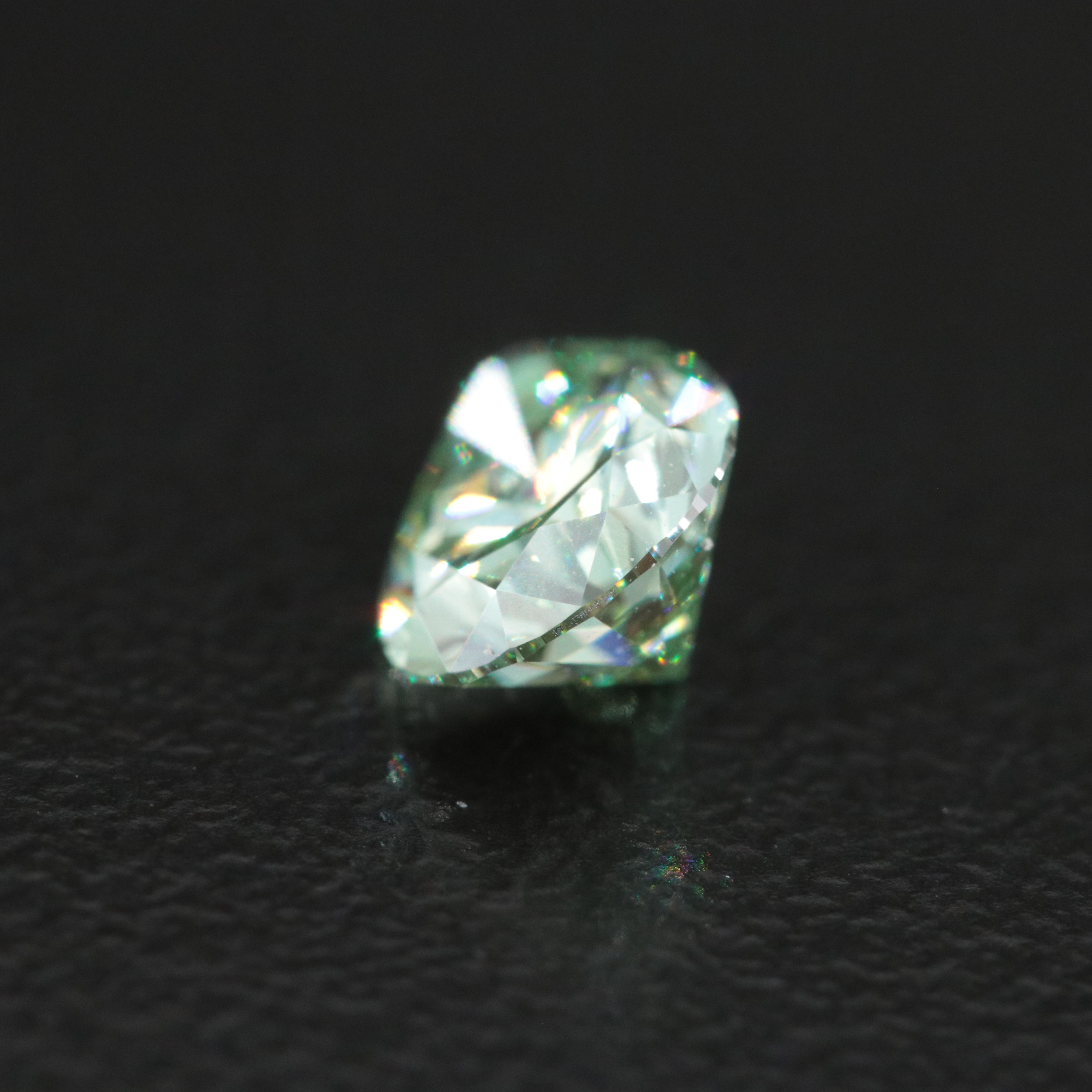 Loose 1.08 CT Lab Grown Fancy Green Diamond with IGI Report