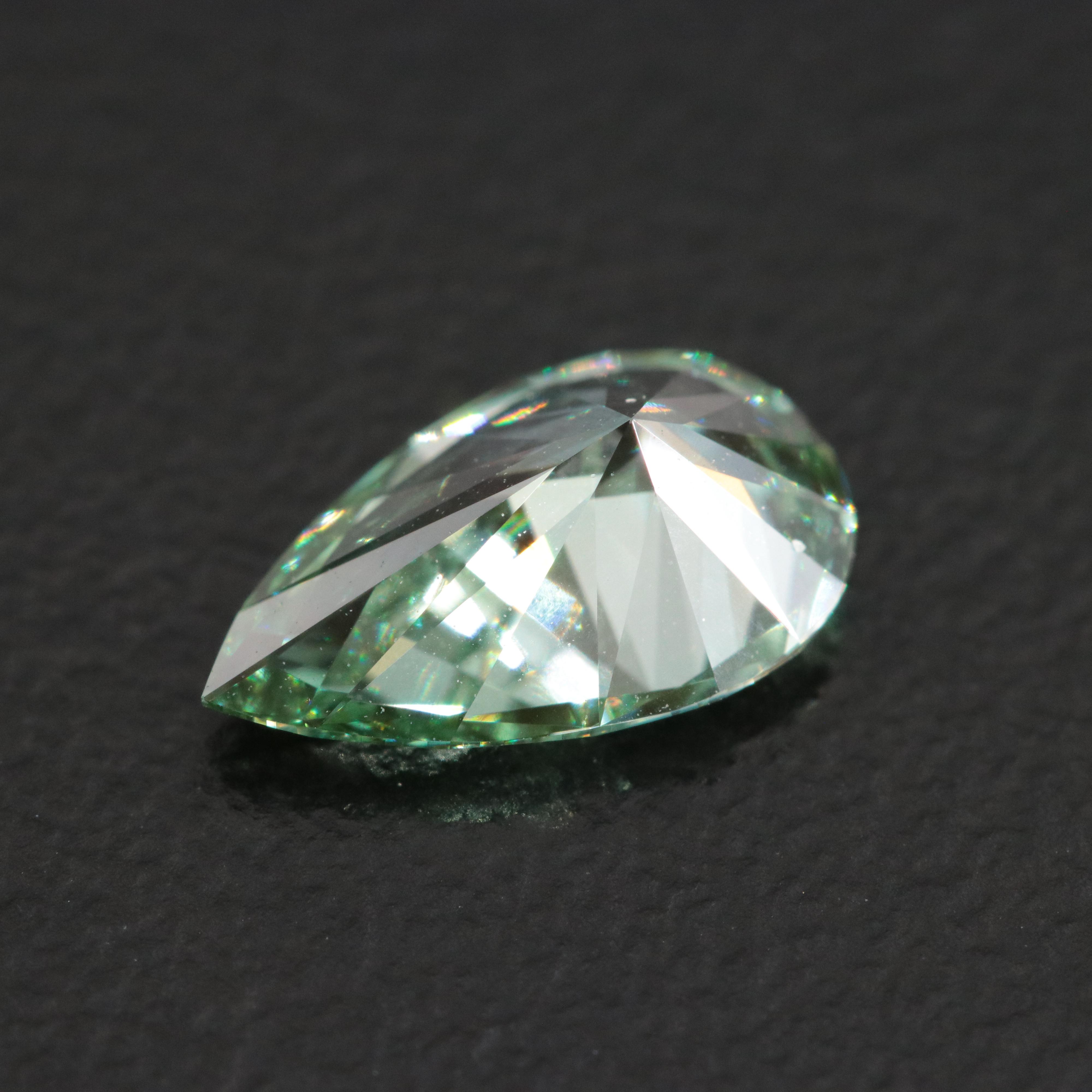 Loose 1.08 CT Lab Grown Fancy Green Diamond with IGI Report
