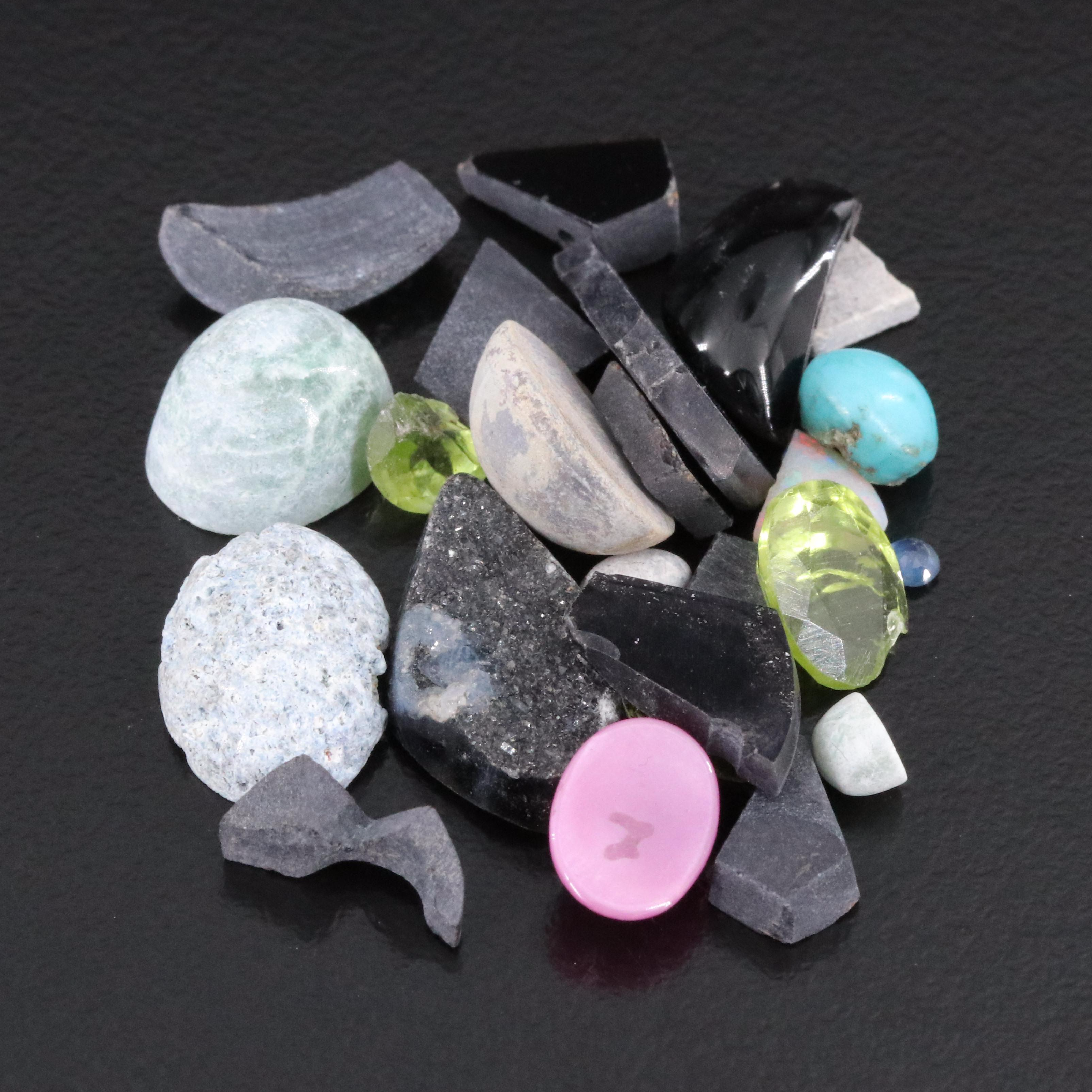 Loose Gemstone Lot Including Druzy, Black Onyx and Peridot