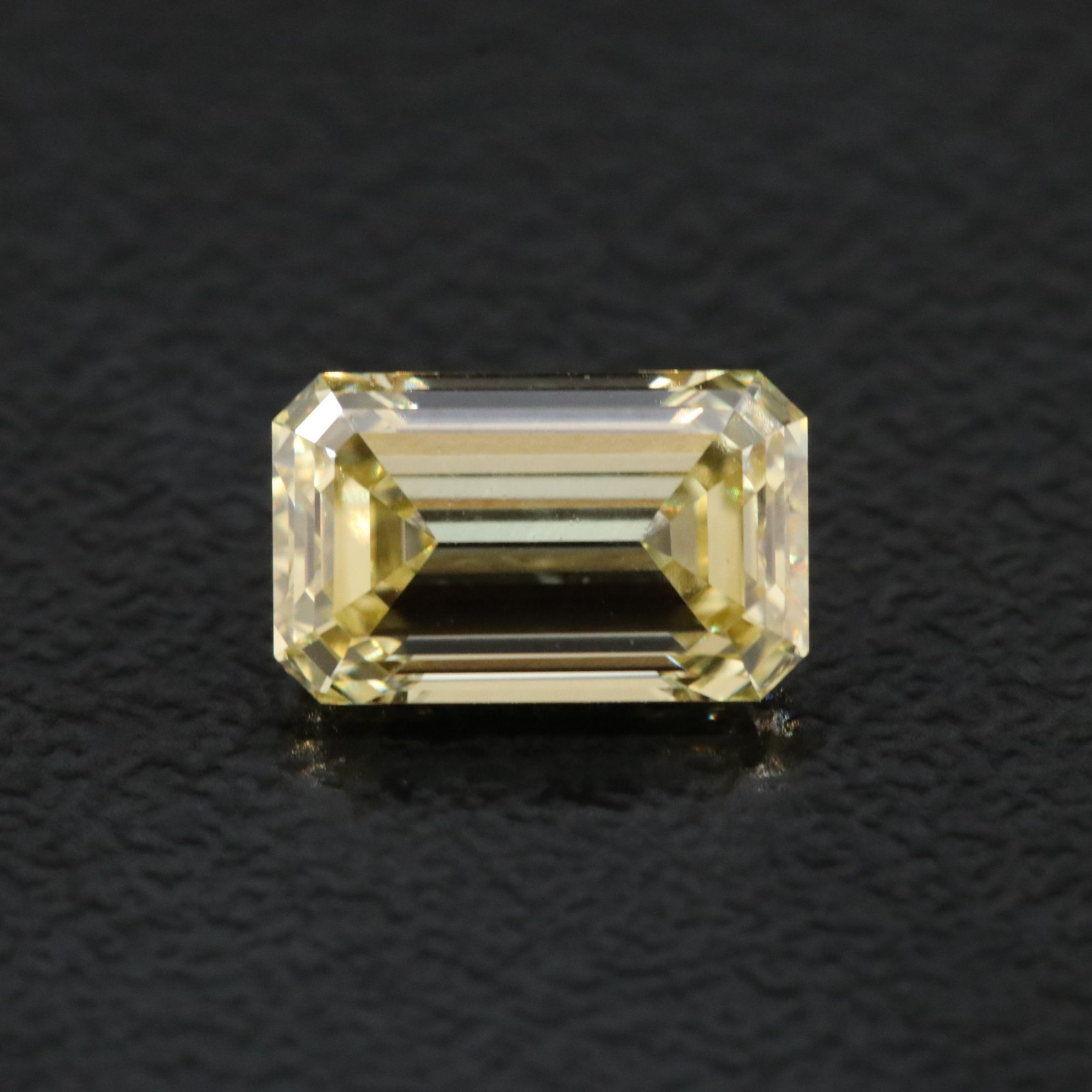 Loose 1.08 CT Lab Grown Fancy Yellow Diamond with IGI Report