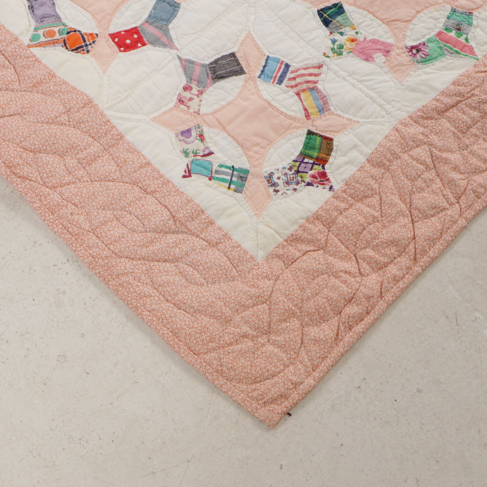 Handmade Patchwork "Caesar's Crown" Quilt with Peach Floral Border