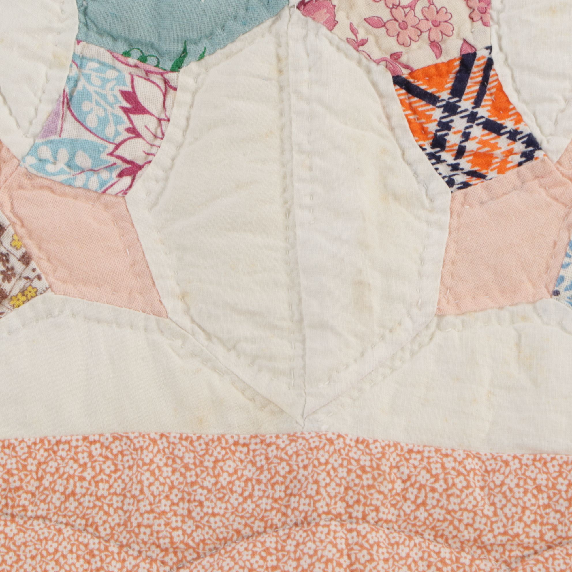 Handmade Patchwork "Caesar's Crown" Quilt with Peach Floral Border