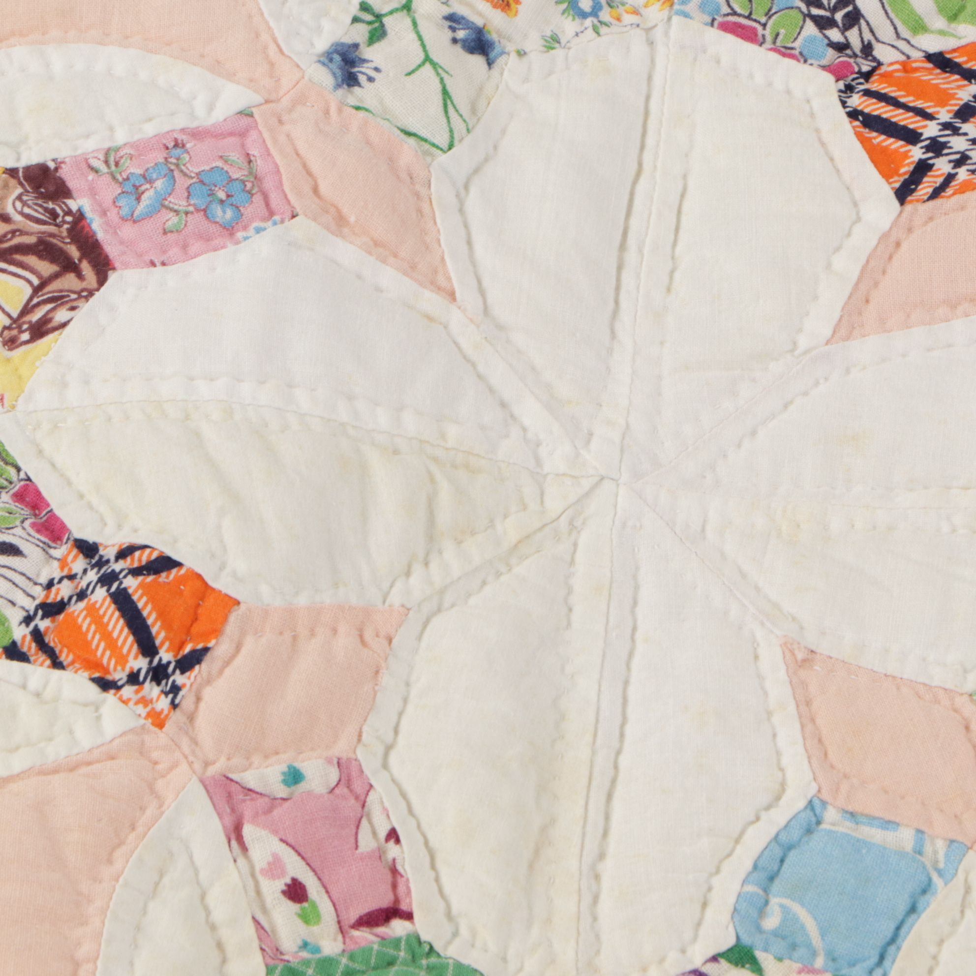 Handmade Patchwork "Caesar's Crown" Quilt with Peach Floral Border