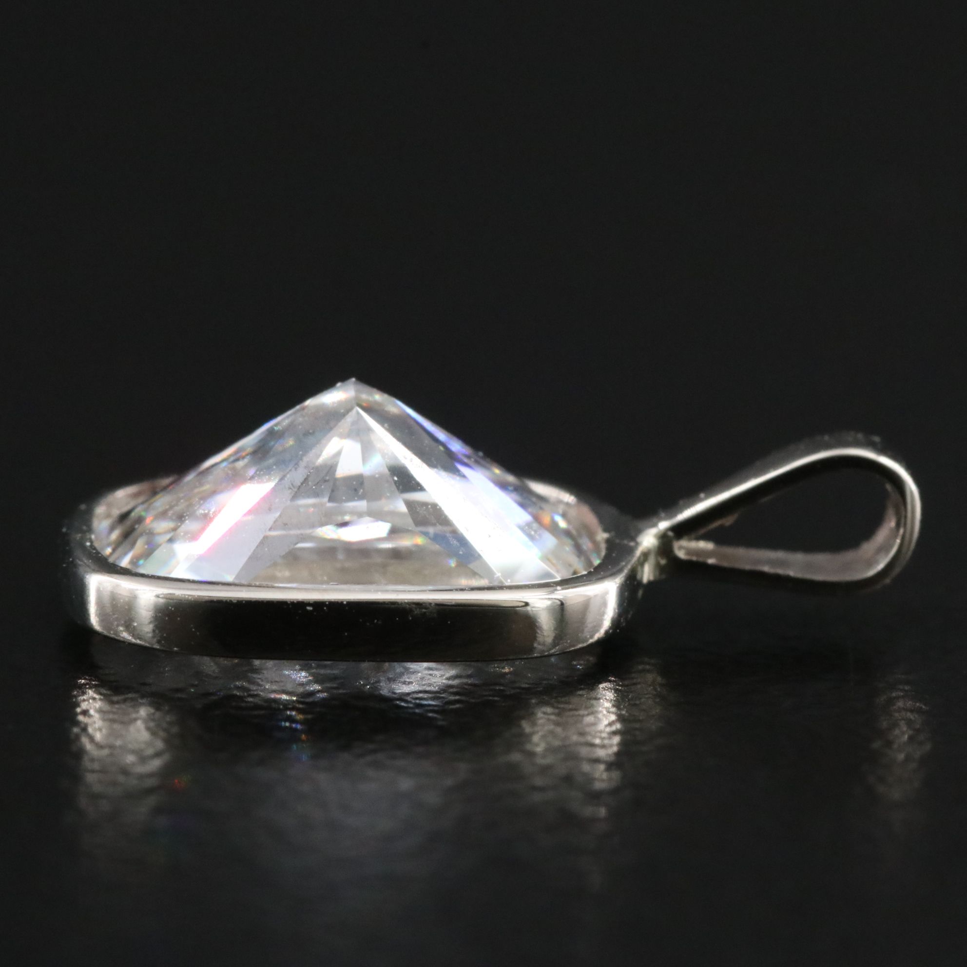 14K 2.52 CT Lab Grown Diamond Solitaire Pendant with IGI Report