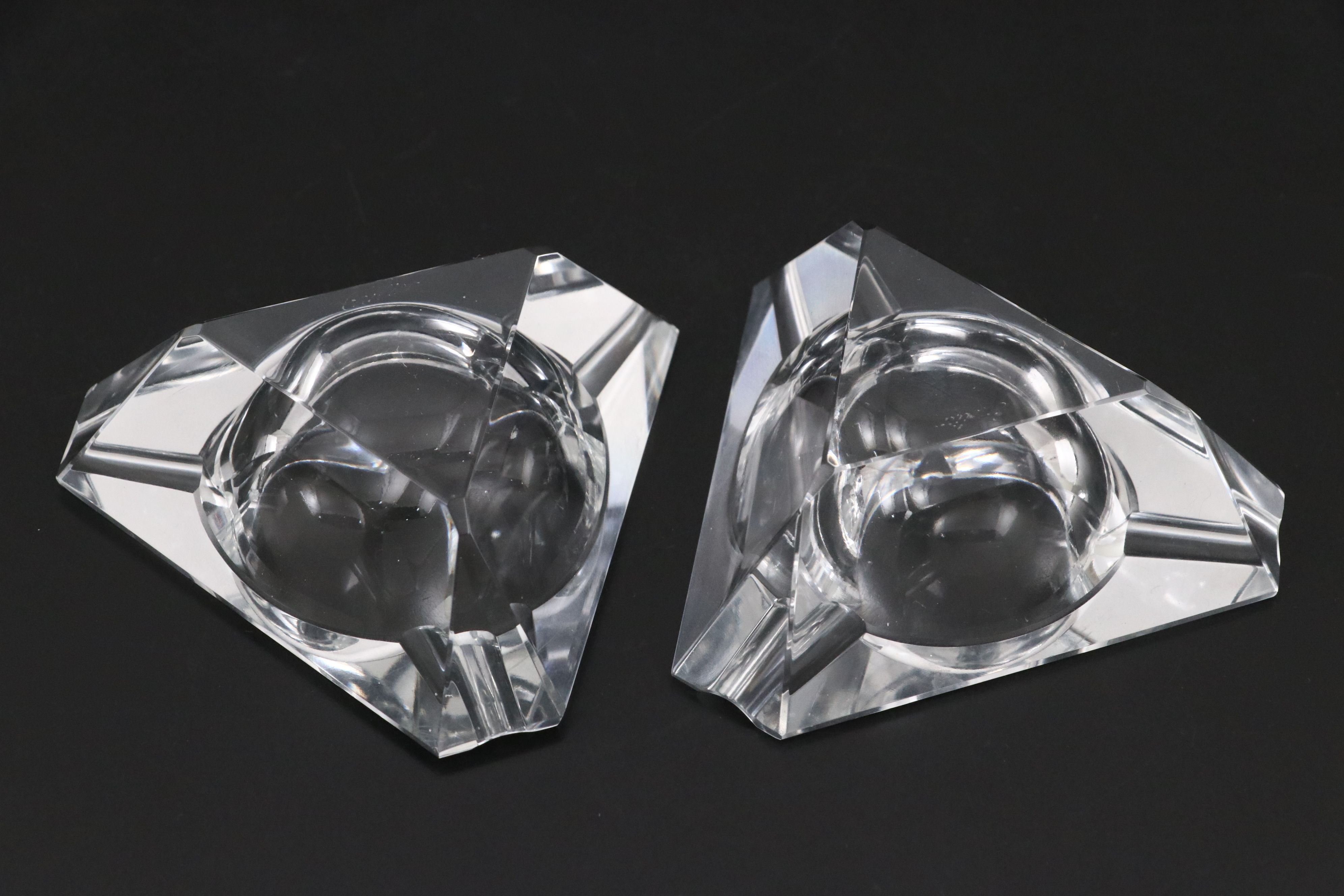 Pair of Cartier Triangular Crystal Ashtrays, Late 20th Century