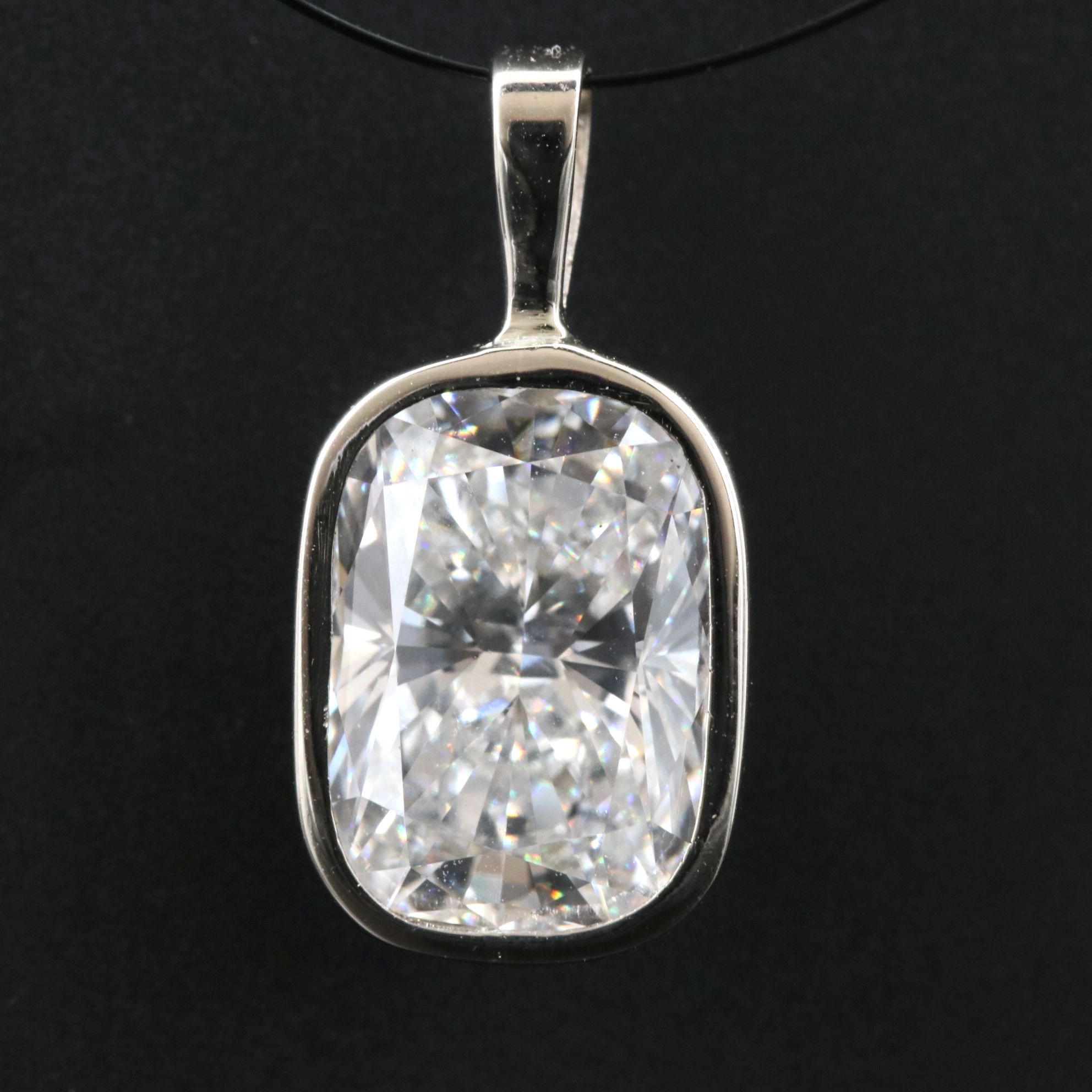 14K 2.52 CT Lab Grown Diamond Solitaire Pendant with IGI Report