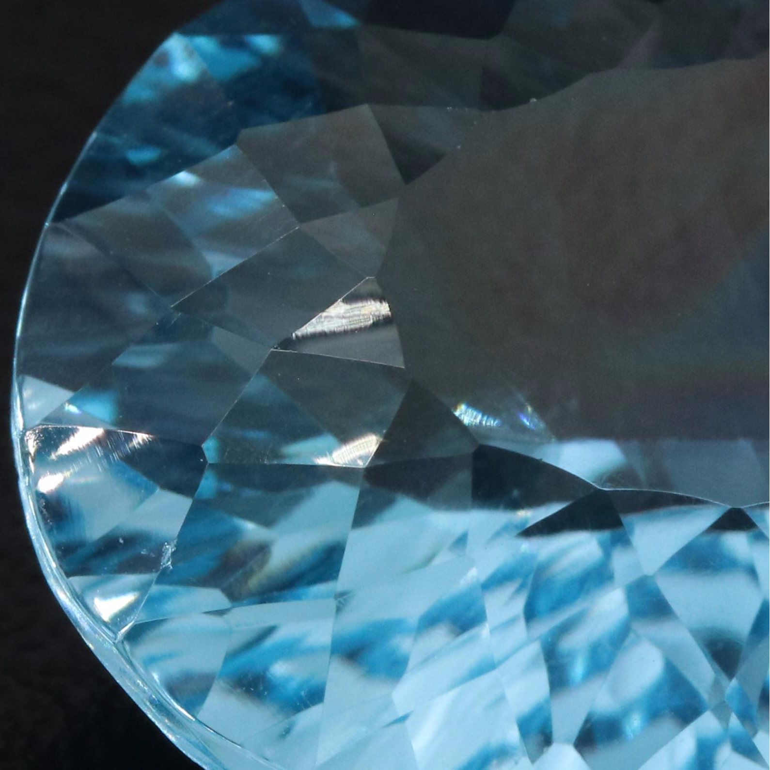 Loose 36.38 CT Swiss Blue Topaz