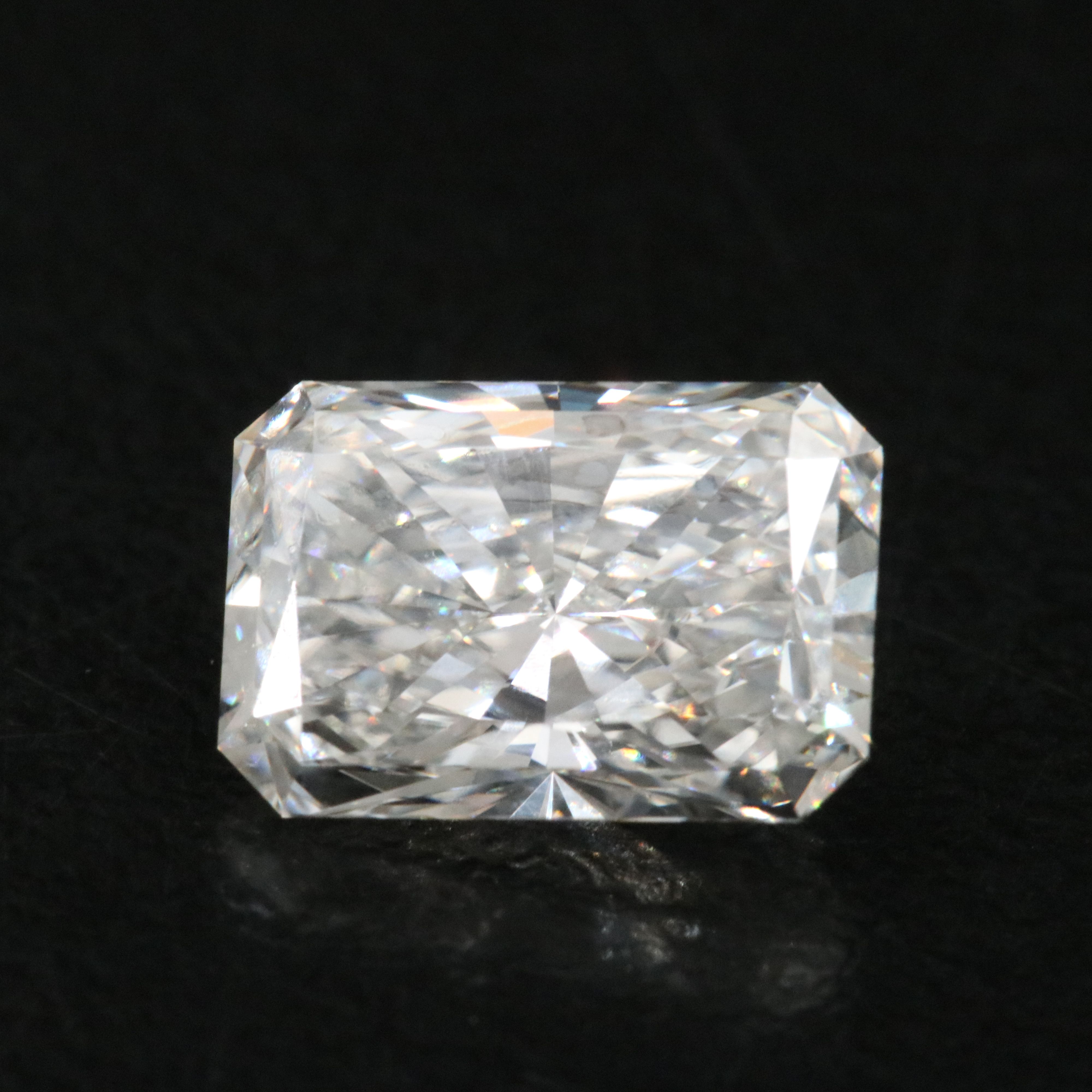 Loose 1.90 CT Lab Grown Diamond with IGI Report