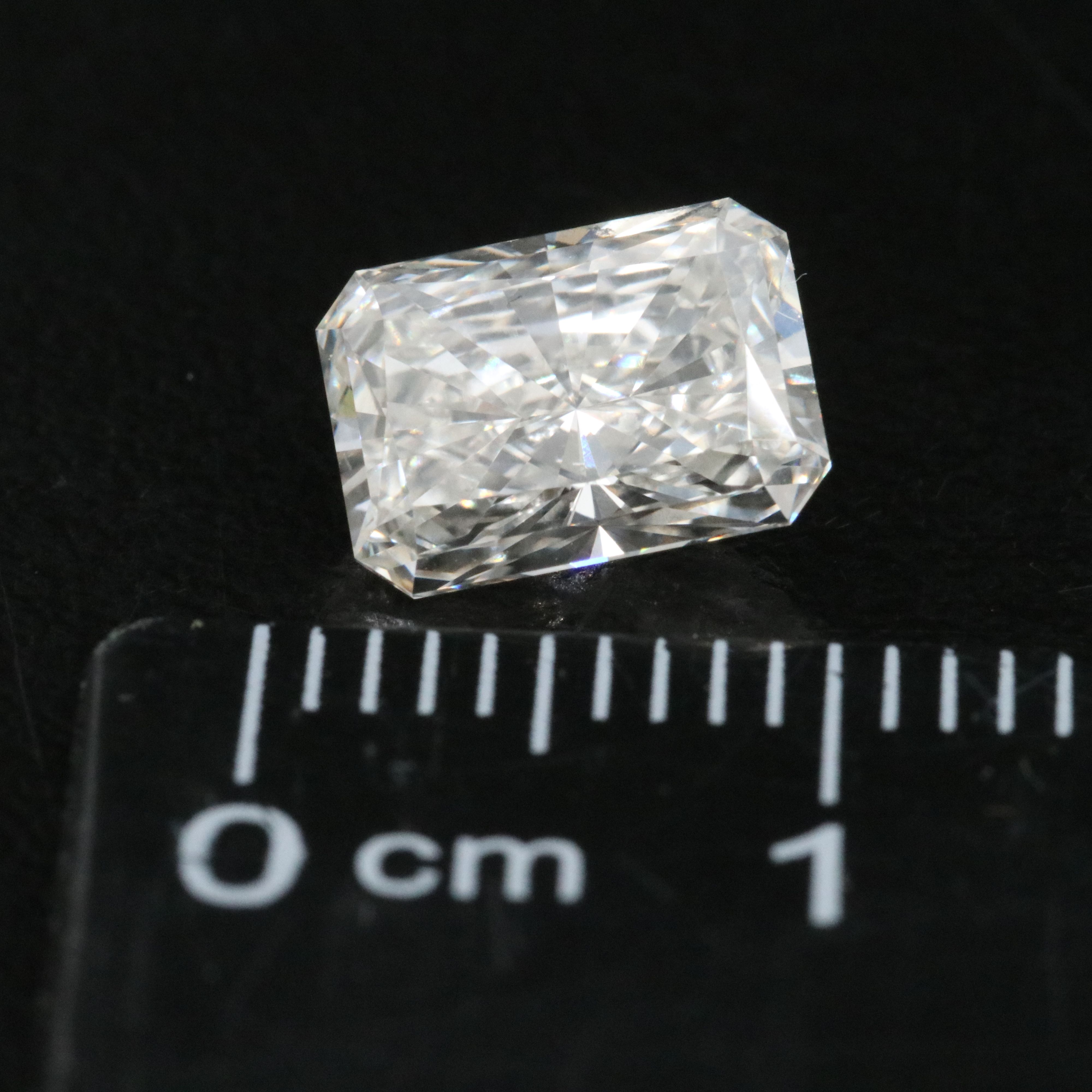 Loose 1.86 CT Lab Grown Diamond with IGI Report