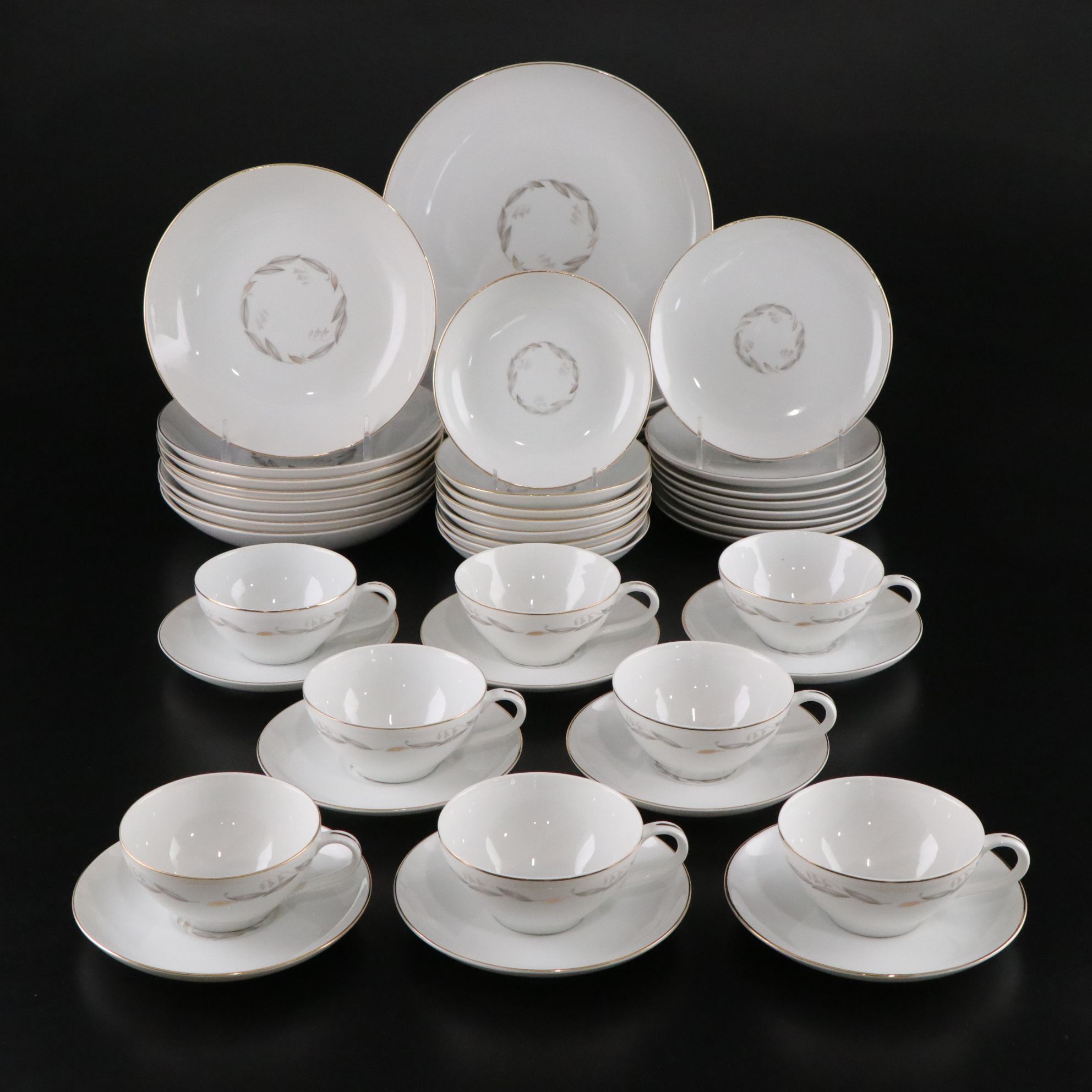 Kaysons "Golden Fantasy" Six Piece Setting for Eight Diners