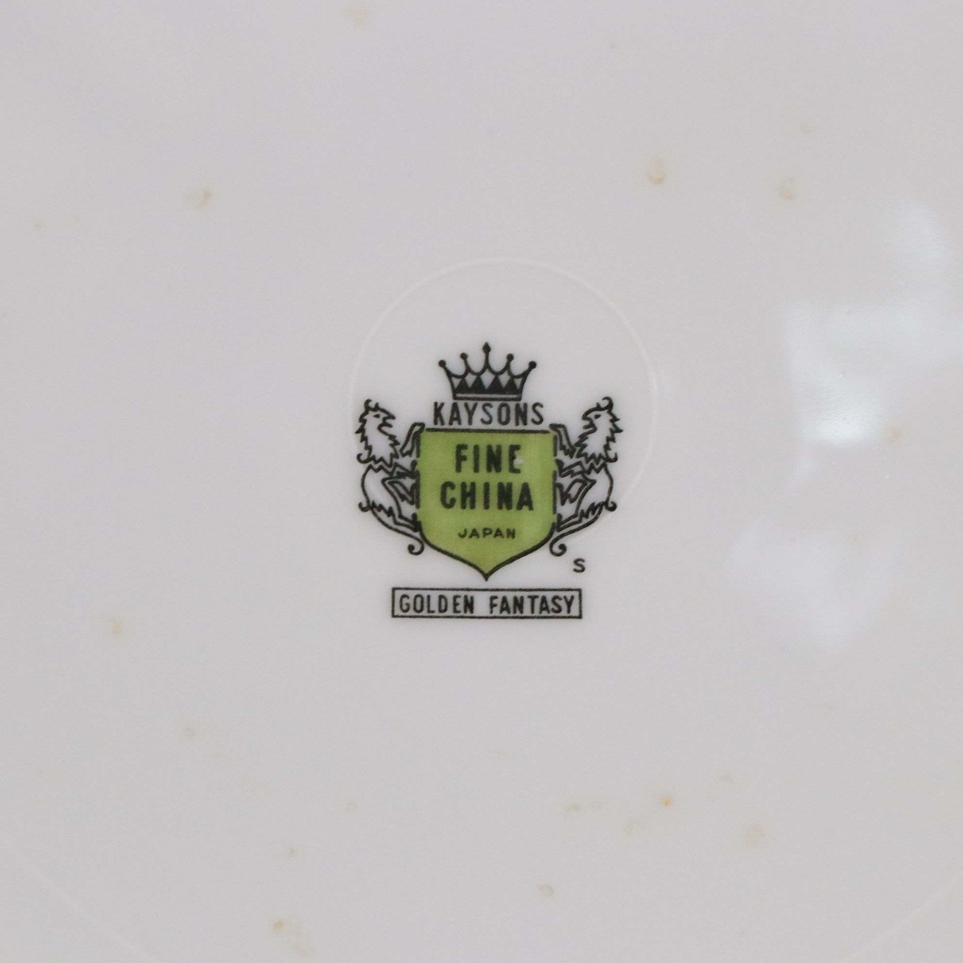 Kaysons "Golden Fantasy" Six Piece Setting for Eight Diners