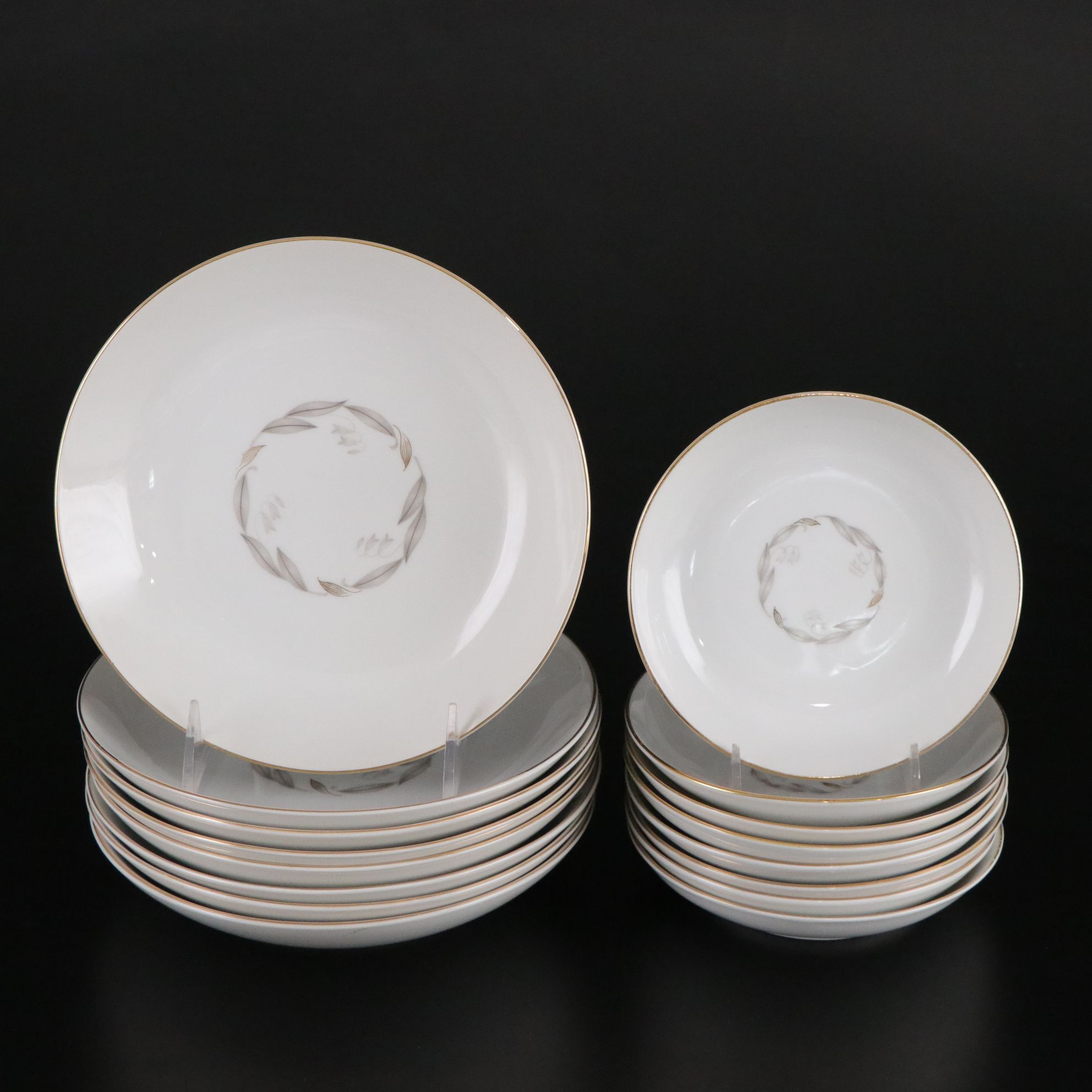 Kaysons "Golden Fantasy" Six Piece Setting for Eight Diners