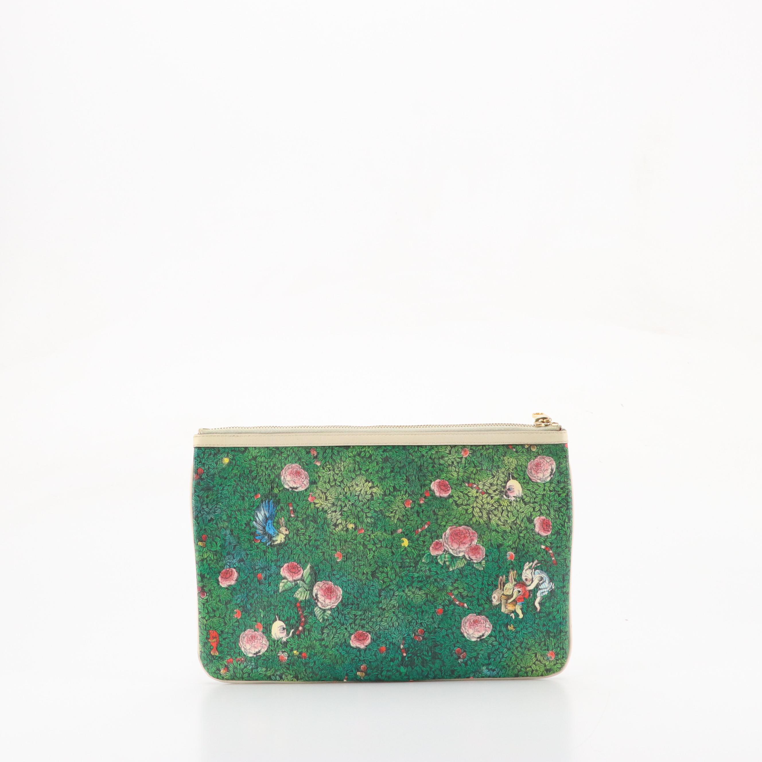 Gucci x Yugo Higuchi Limited Edition Web Stripe Printed Ophidia Zip Clutch