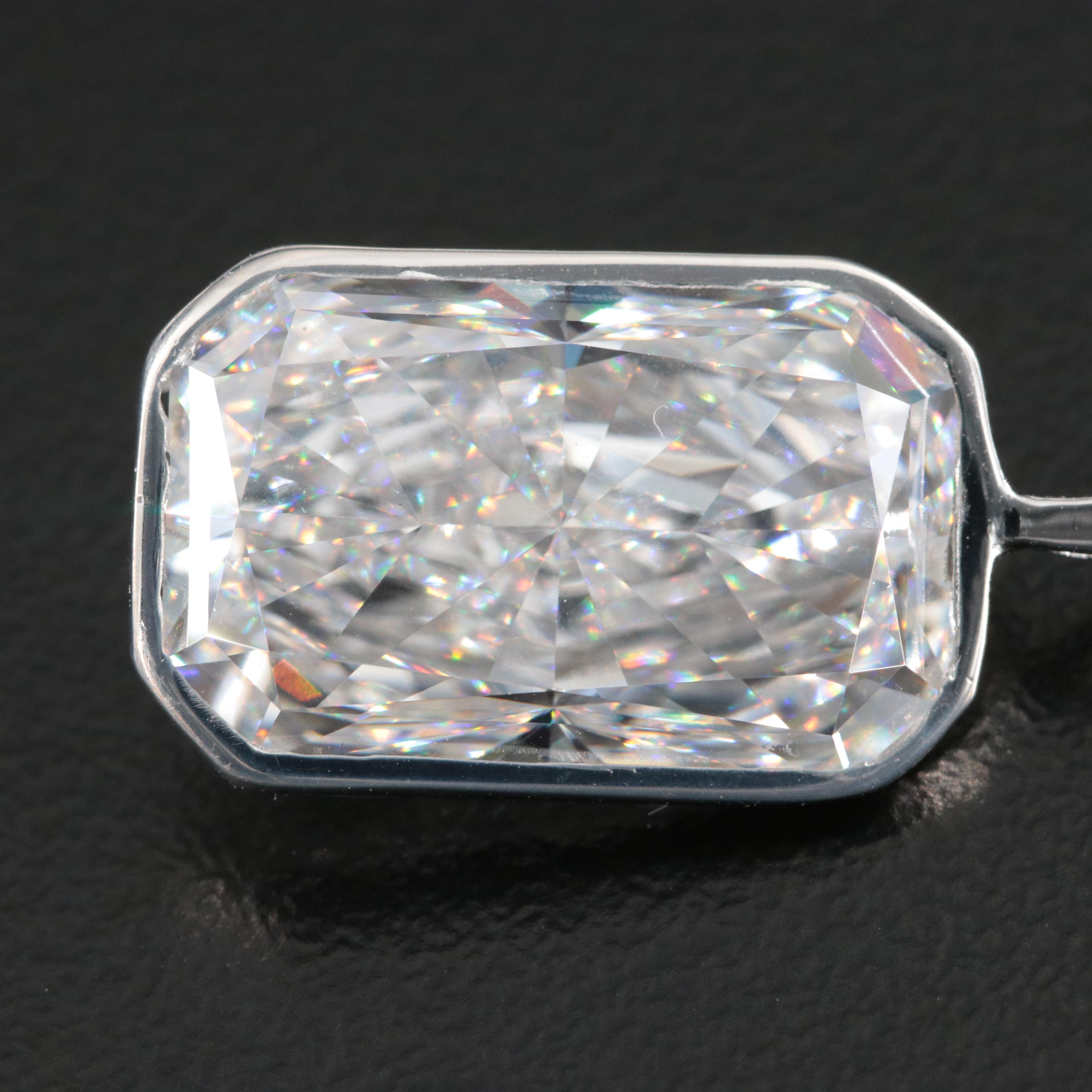 14K 8.00 CT Lab Grown Diamond Solitaire Pendant Necklace with IGI Report