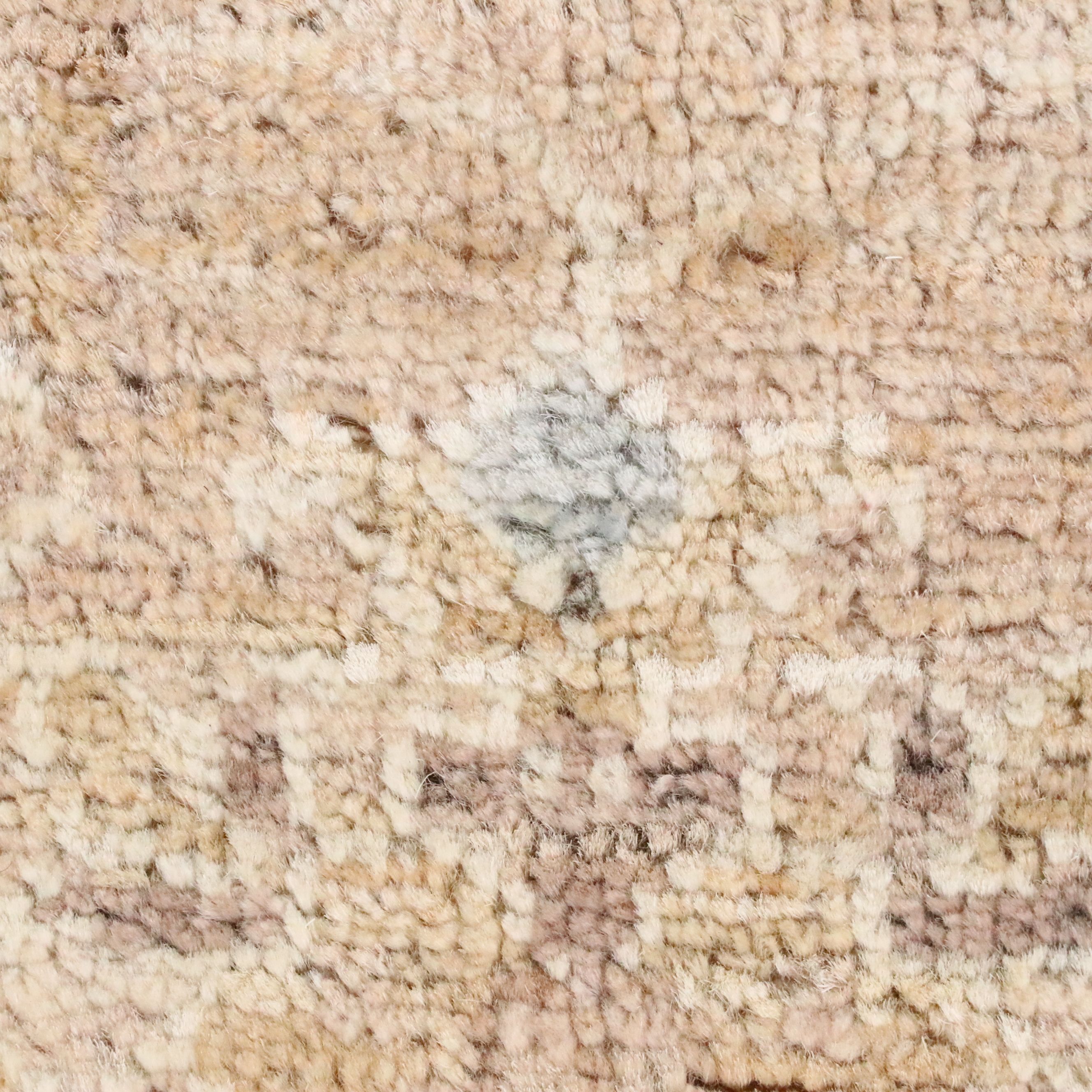 7'11 x 10'4 Hand-Knotted Indian Agra Style Area Rug