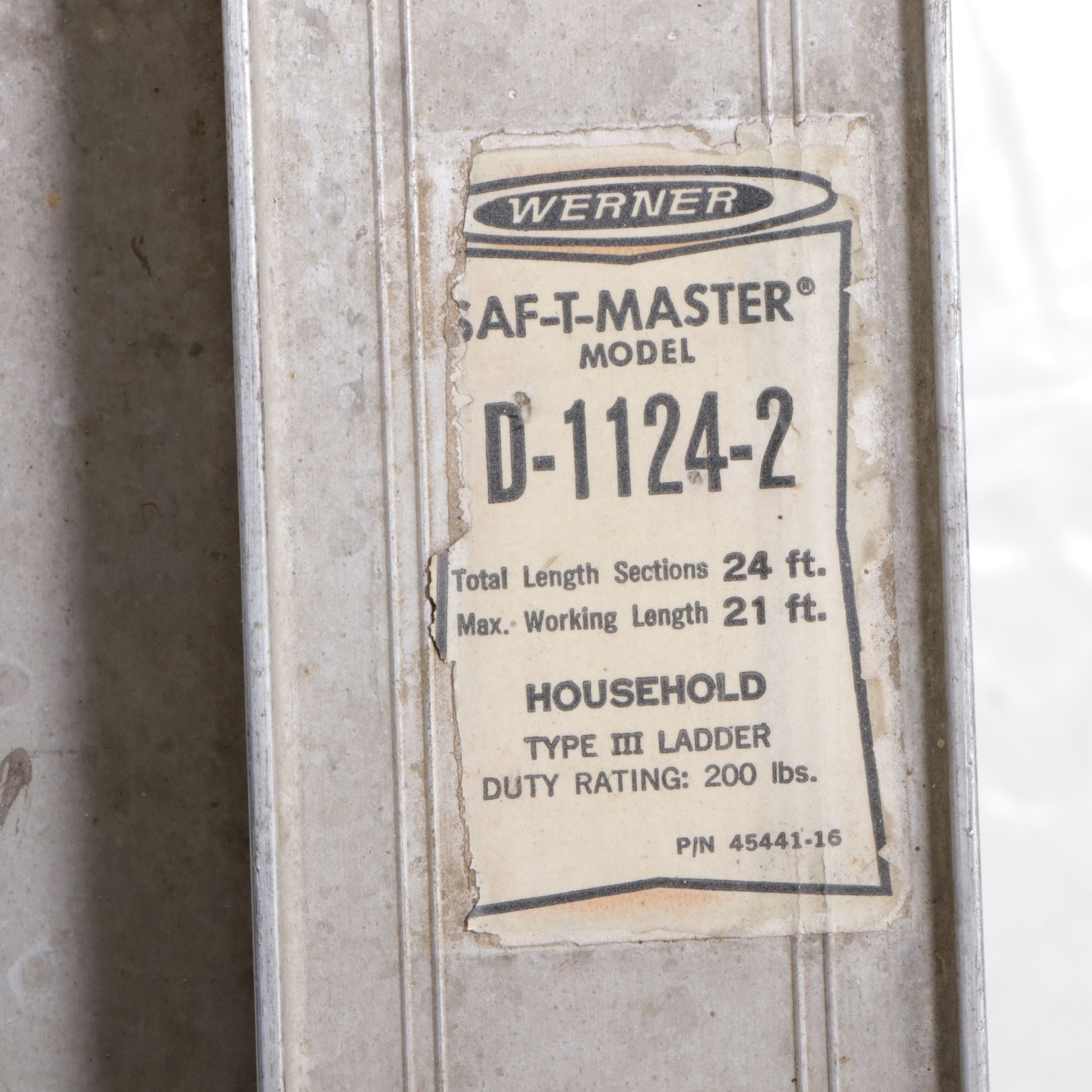 Werner Saf-T-Master 24' Aluminum Extension Ladder