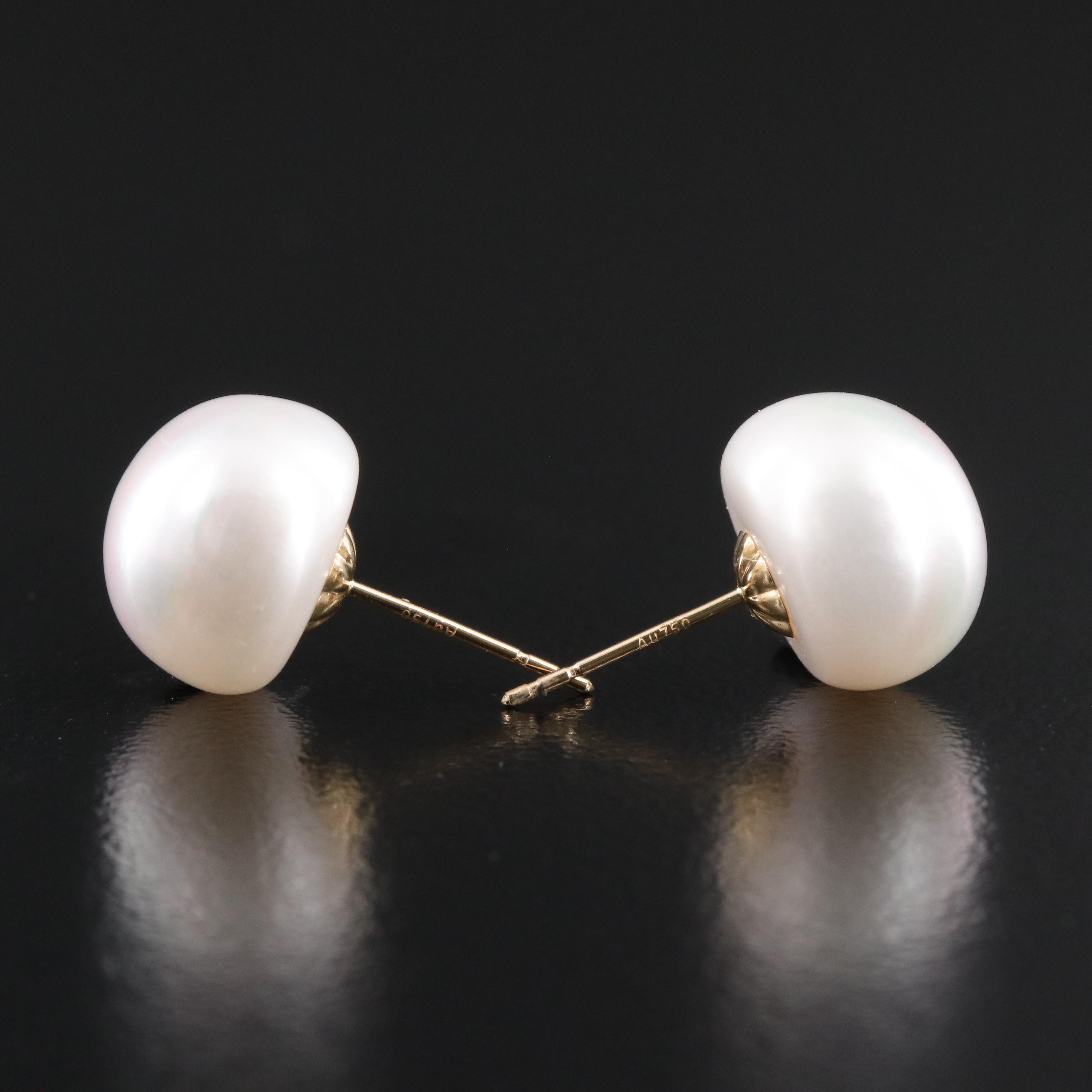 18K Pearl Stud Earrings