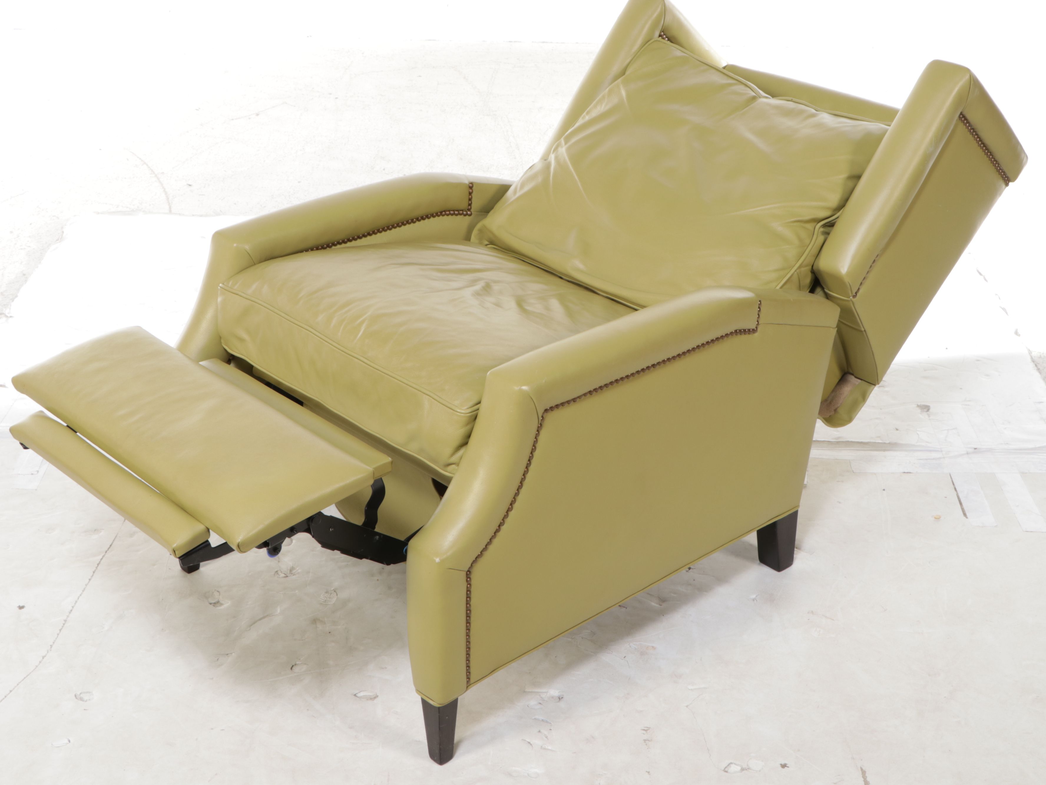 Avocado Green Leather Upholstered Wingback Recliner, Mid to Late 20th Century