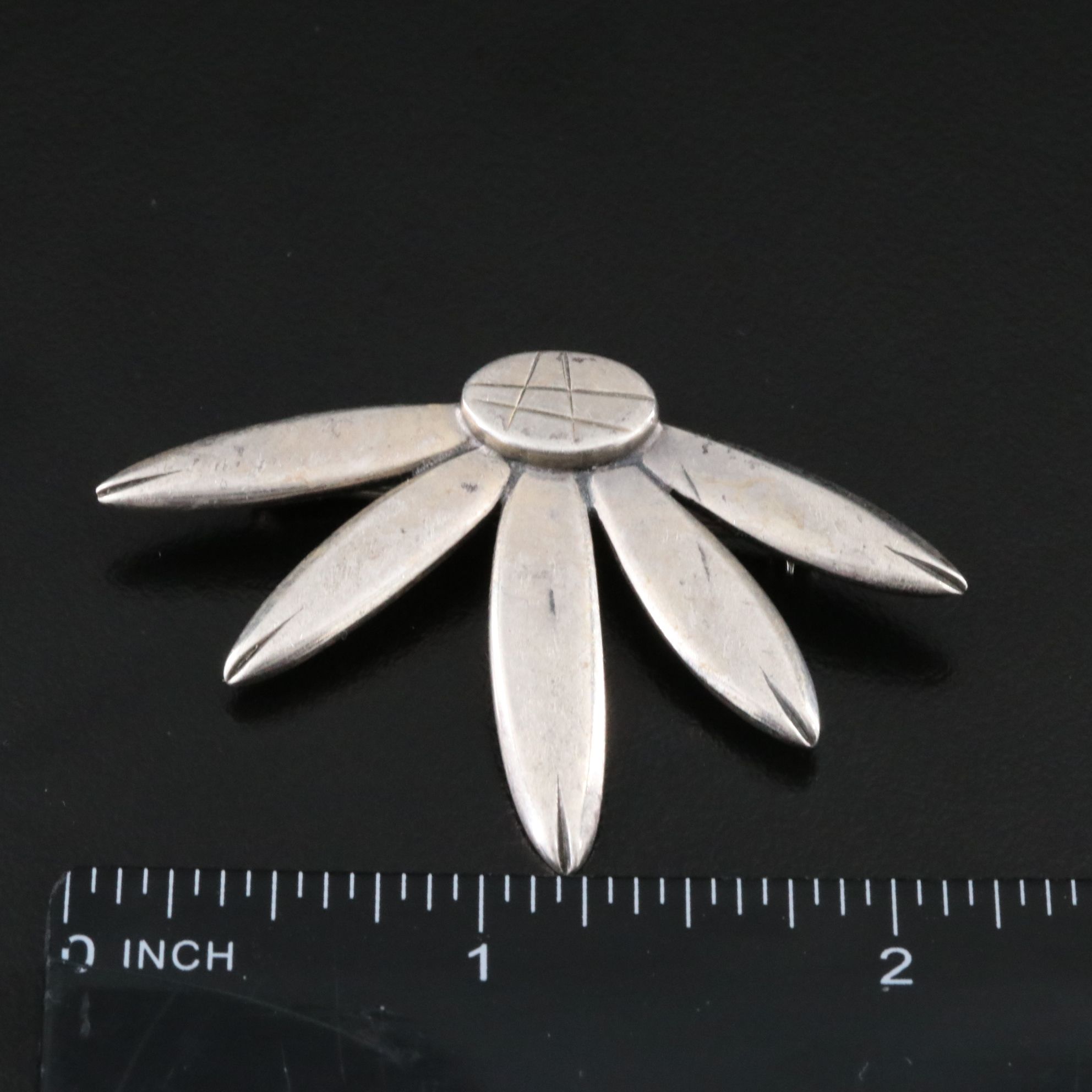 Modernist Janiye Miye Matsukata 950 Silver Daisy Brooch