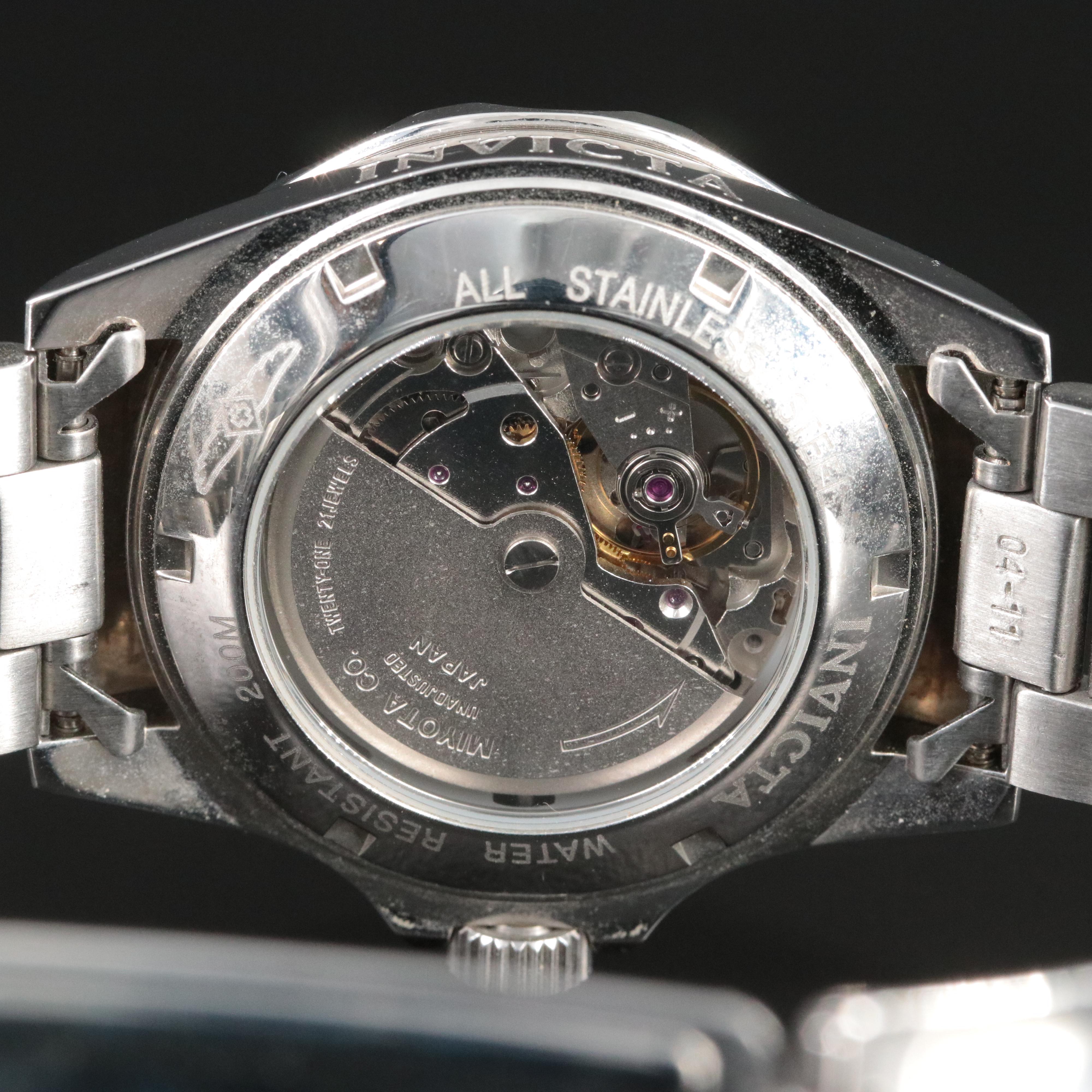 Invicta Professional 200M Date Watch