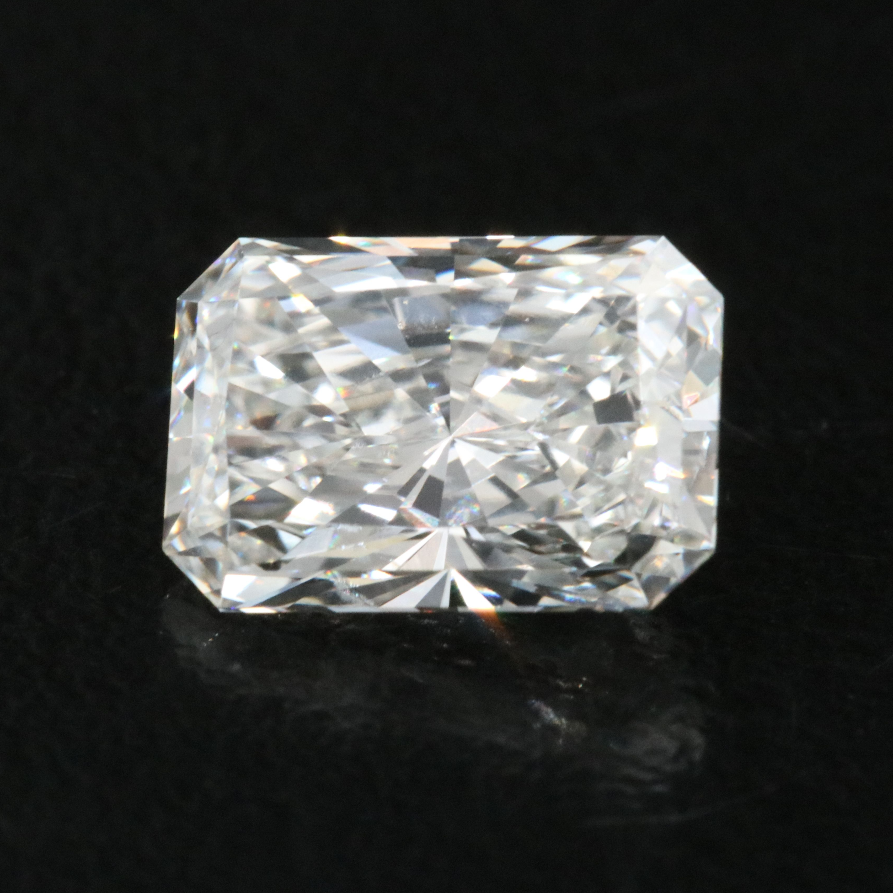Loose 1.64 CT Lab Grown Diamond with IGI Report