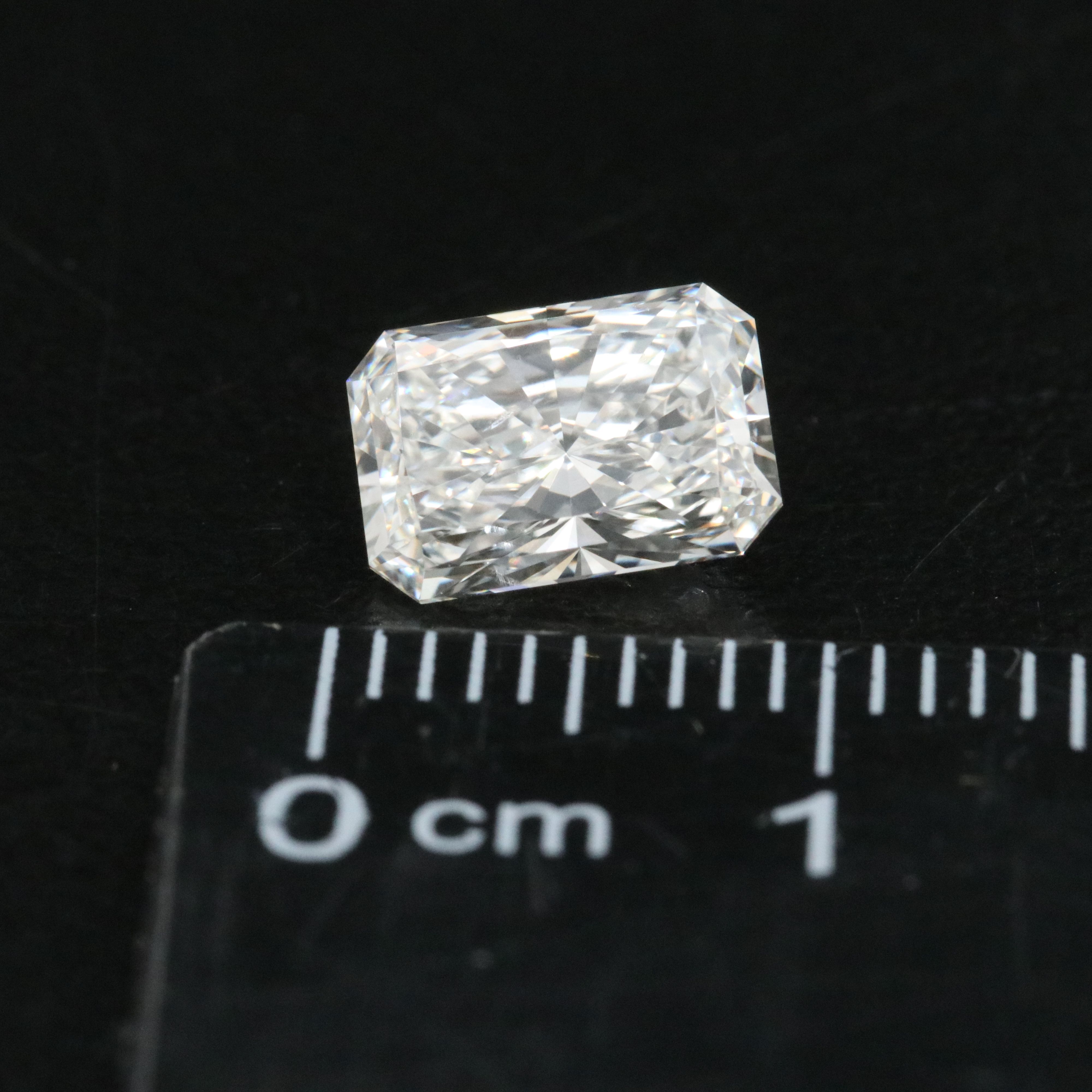 Loose 1.64 CT Lab Grown Diamond with IGI Report