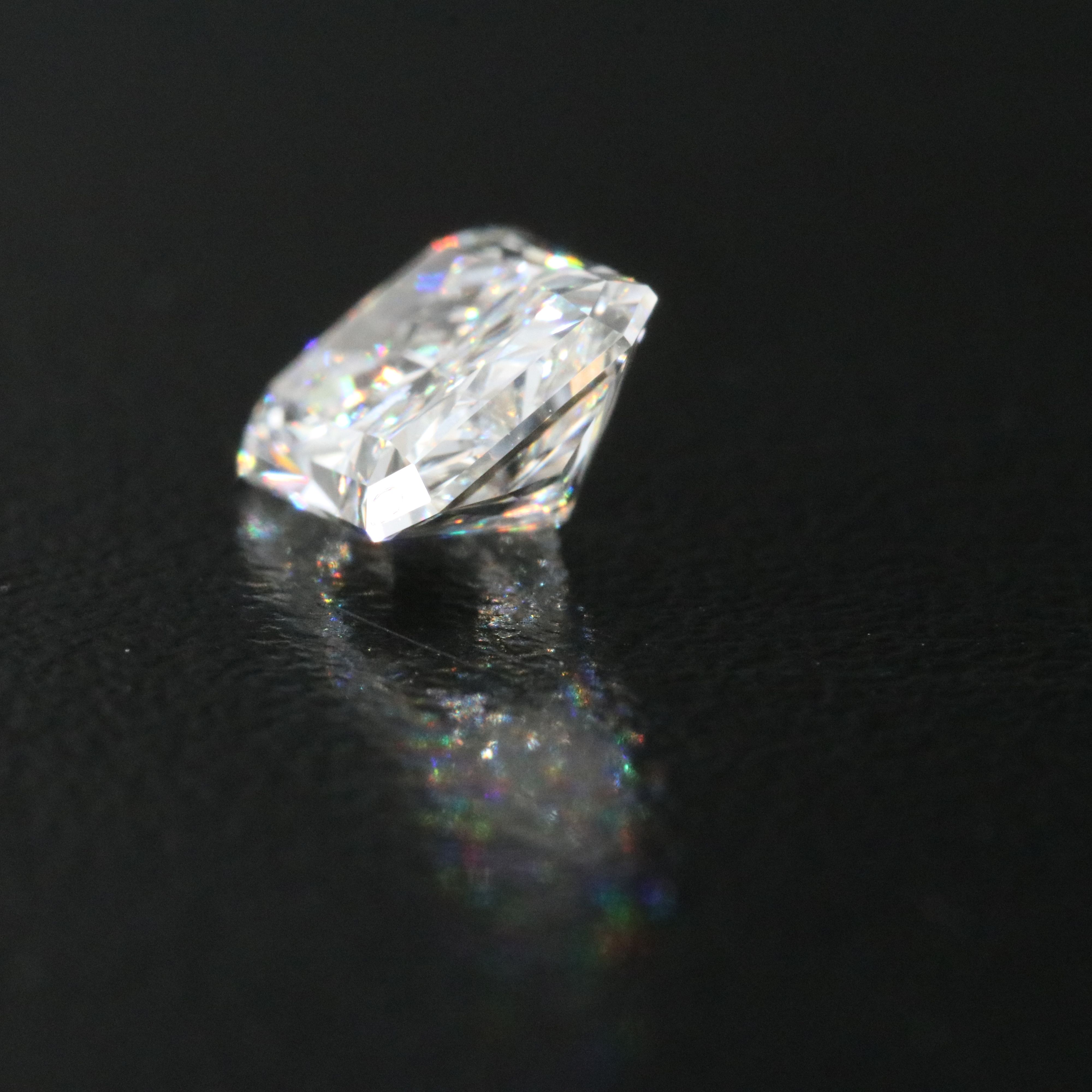 Loose 1.64 CT Lab Grown Diamond with IGI Report
