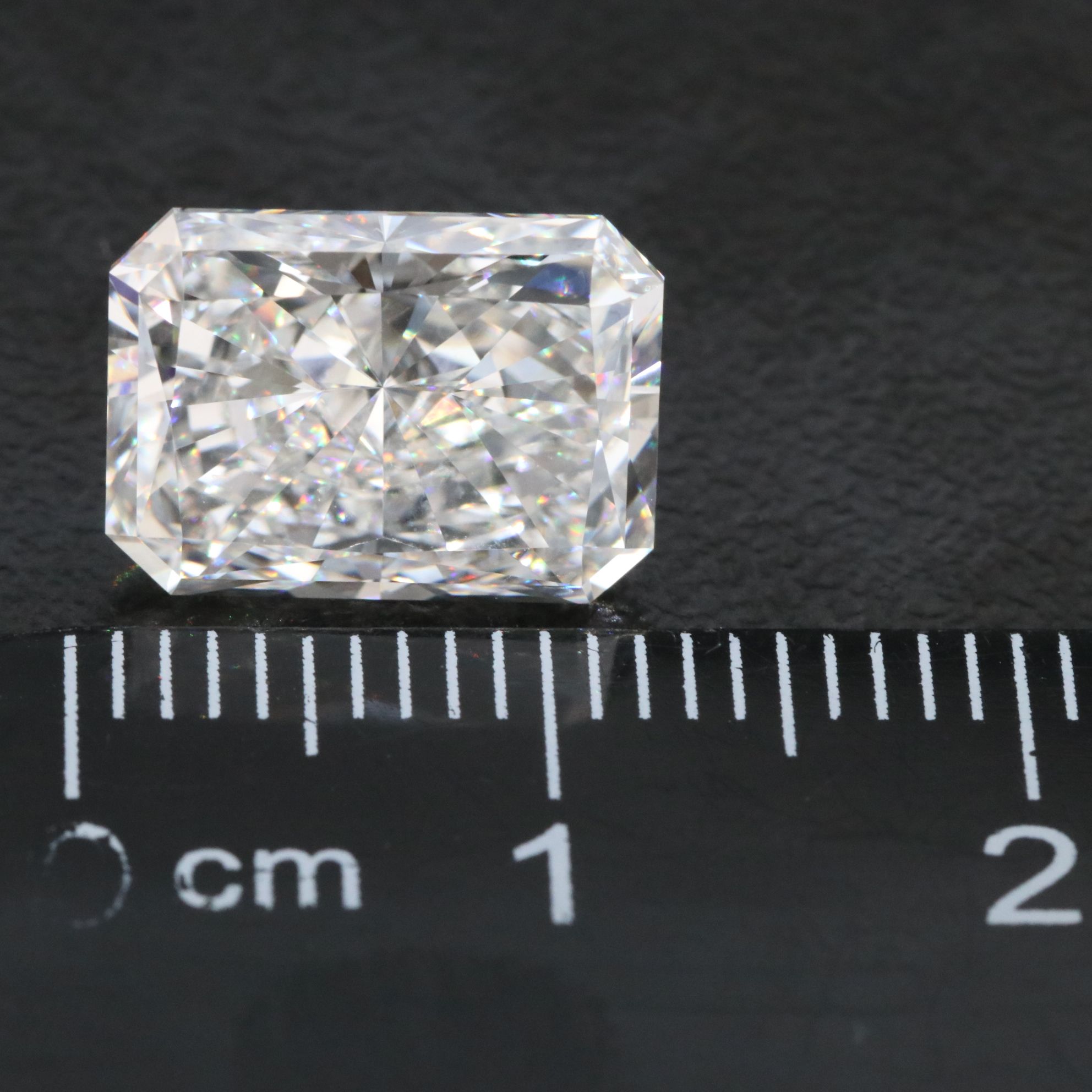 Loose 4.97 CT Lab Grown Diamond with IGI Report