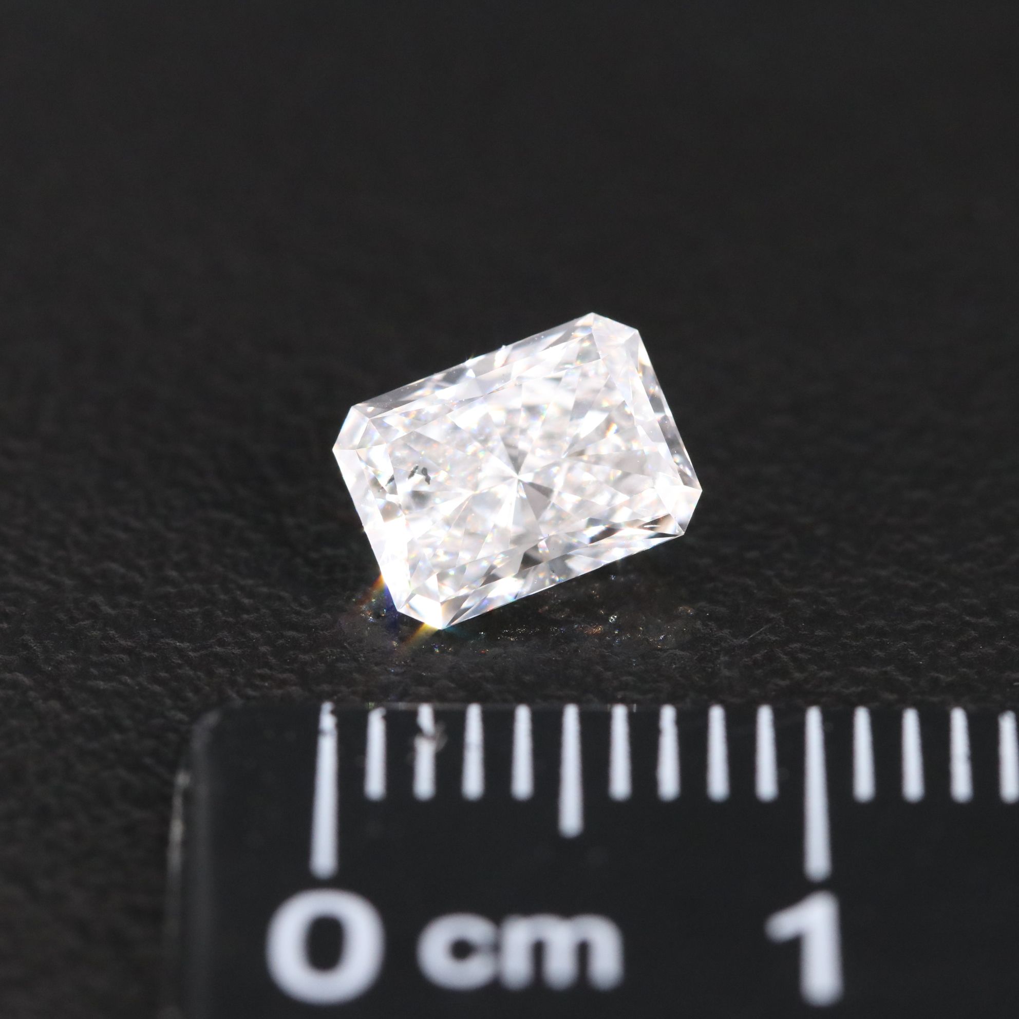 Loose 0.98 CT Lab Grown Diamond with IGI Report