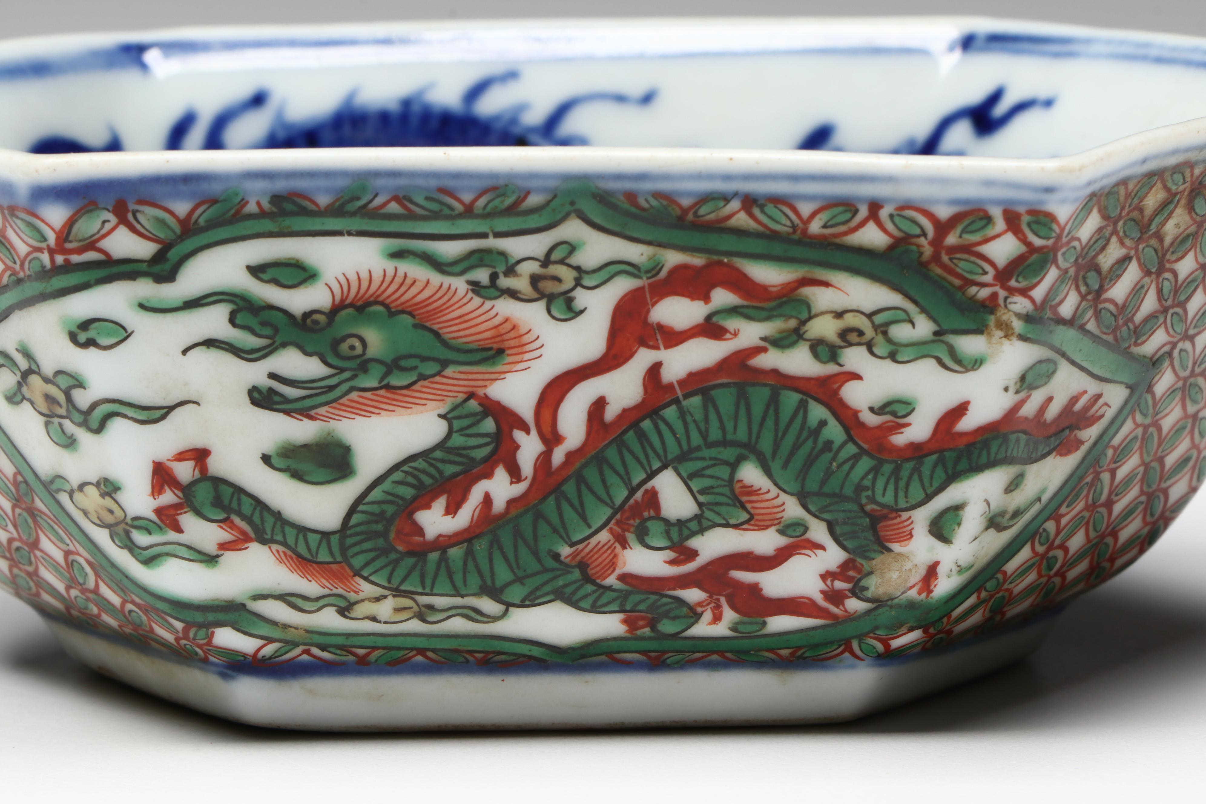 Antique Chinese Porcelain Hexagonal Dragon Dishes, 17th/18th Century