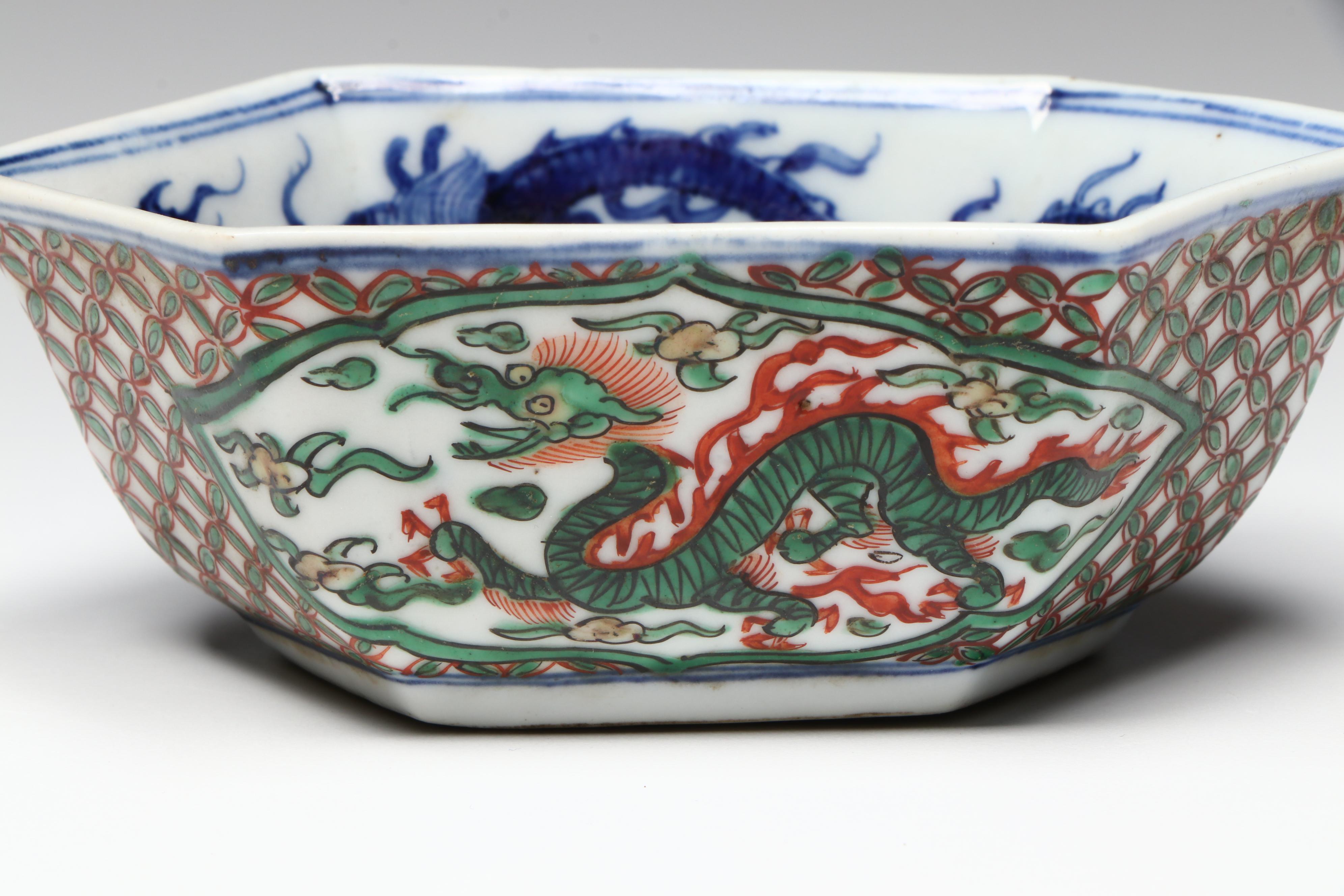 Antique Chinese Porcelain Hexagonal Dragon Dishes, 17th/18th Century