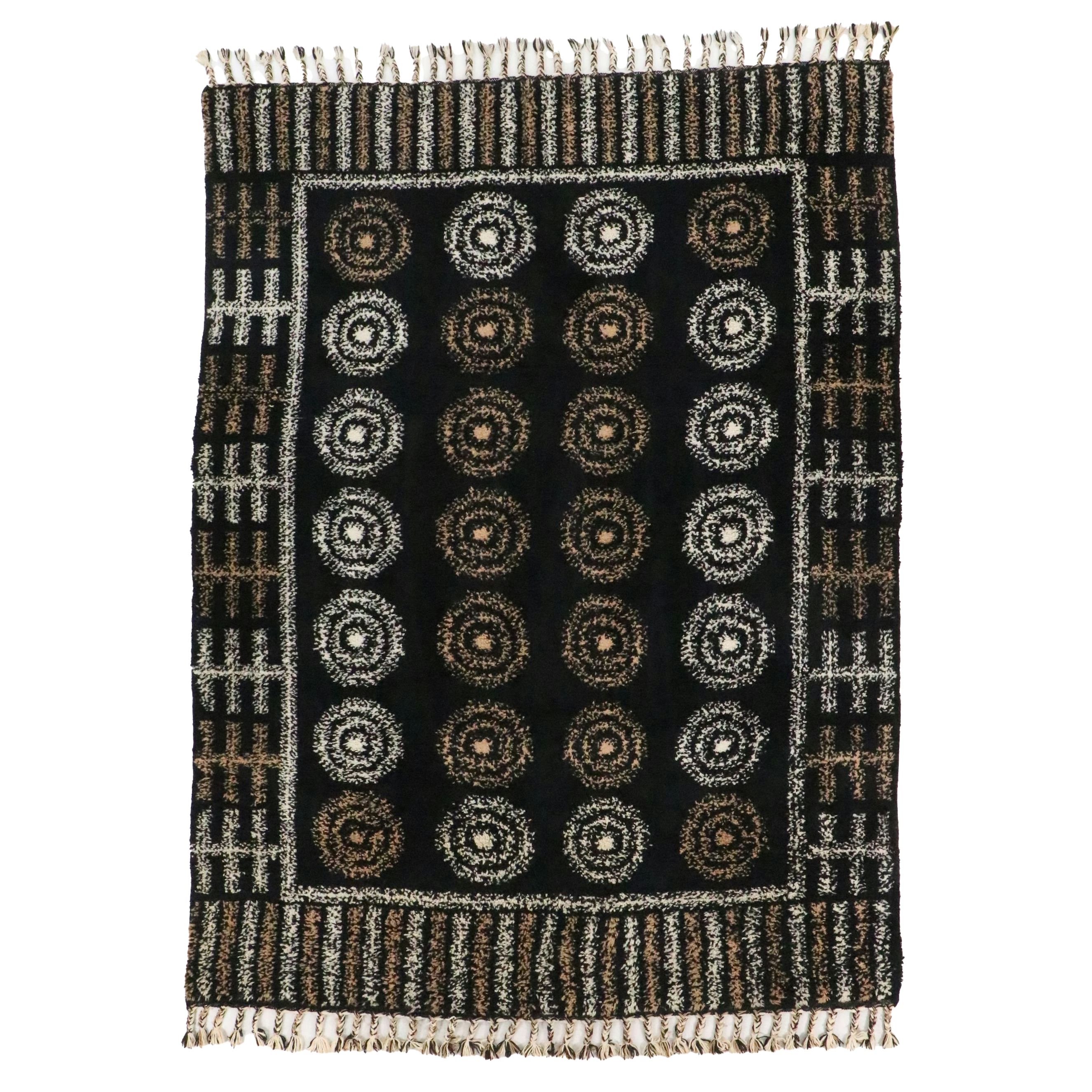 8'10 x 13'1 Hand-Knotted Contemporary Room-Sized Rug with Braided Fringe