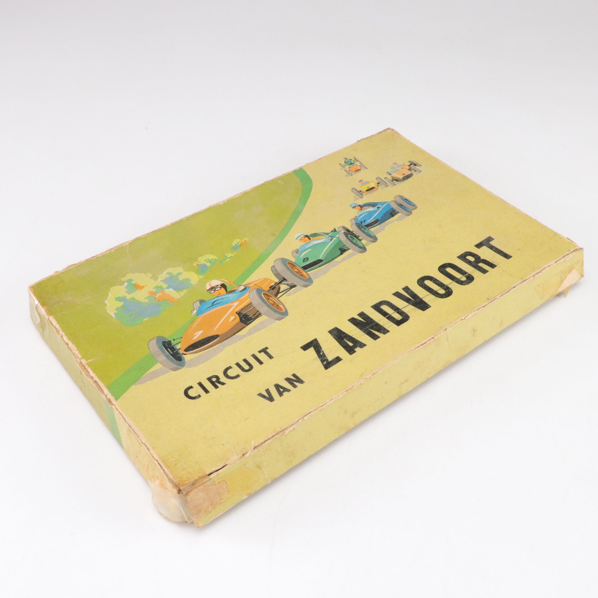 UFO Signal with German, French, Portuguese & Other Board Games, Mid-Late 20th C.