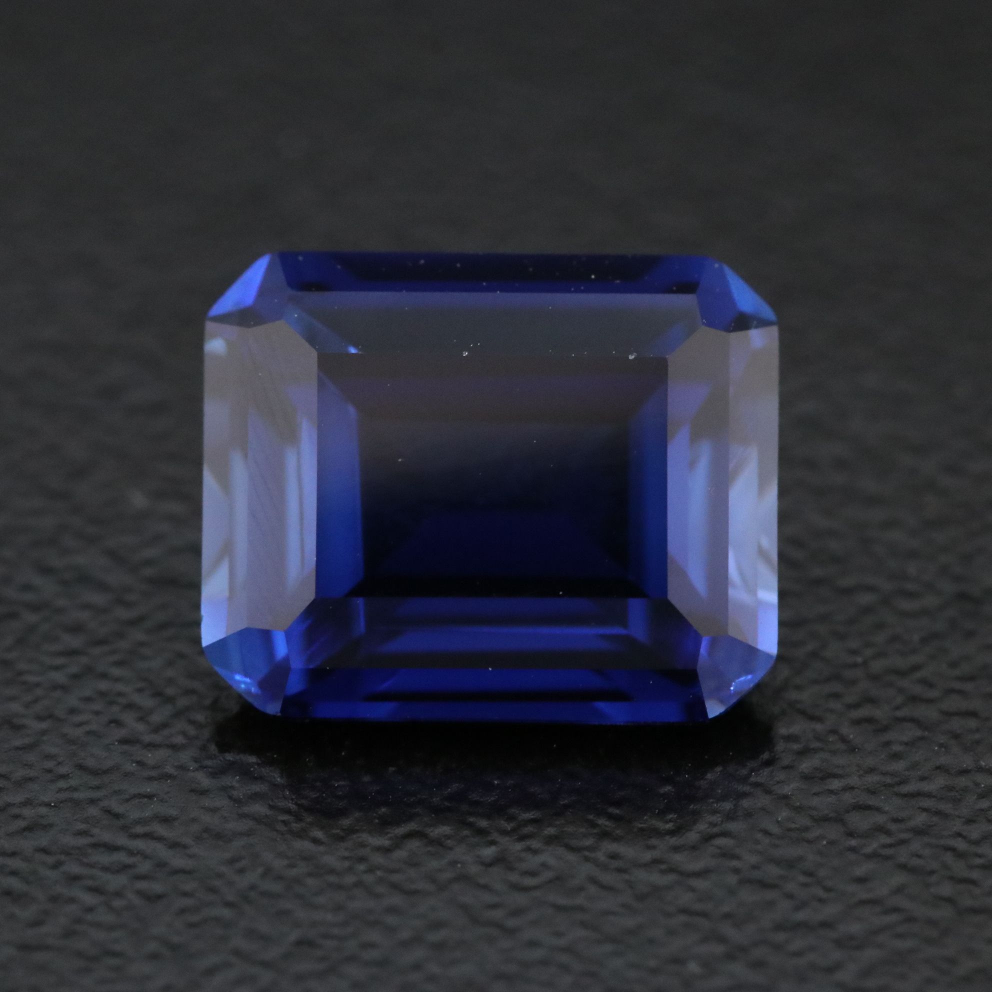 Loose 6.16 CT Lab Grown Sapphire