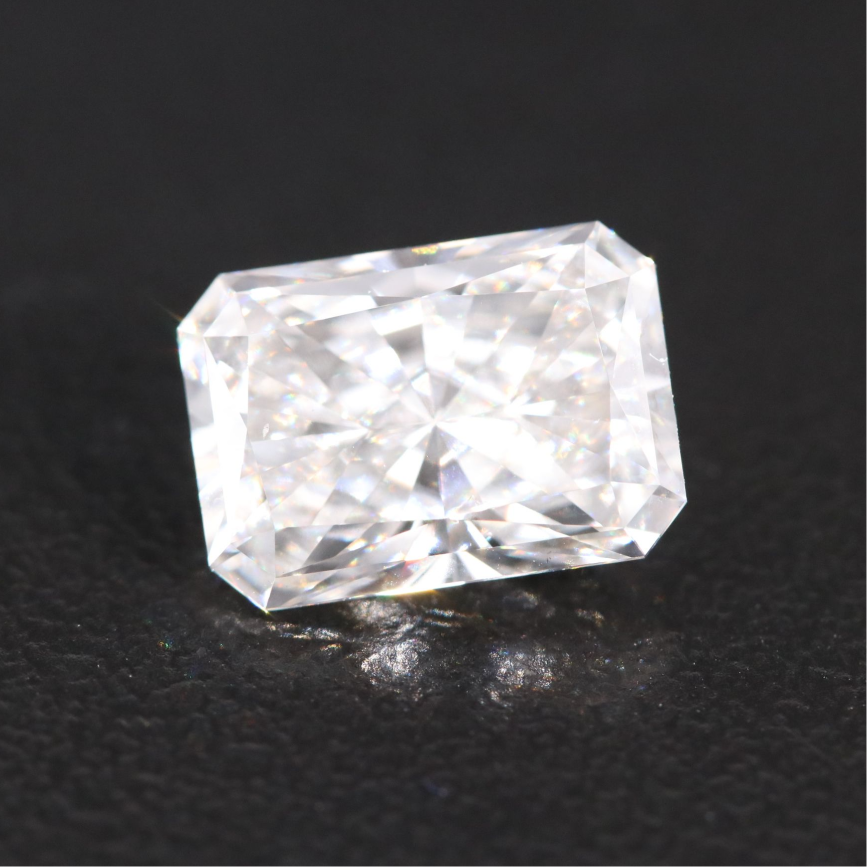 Loose 2.86 CT Lab Grown Diamond with IGI Report