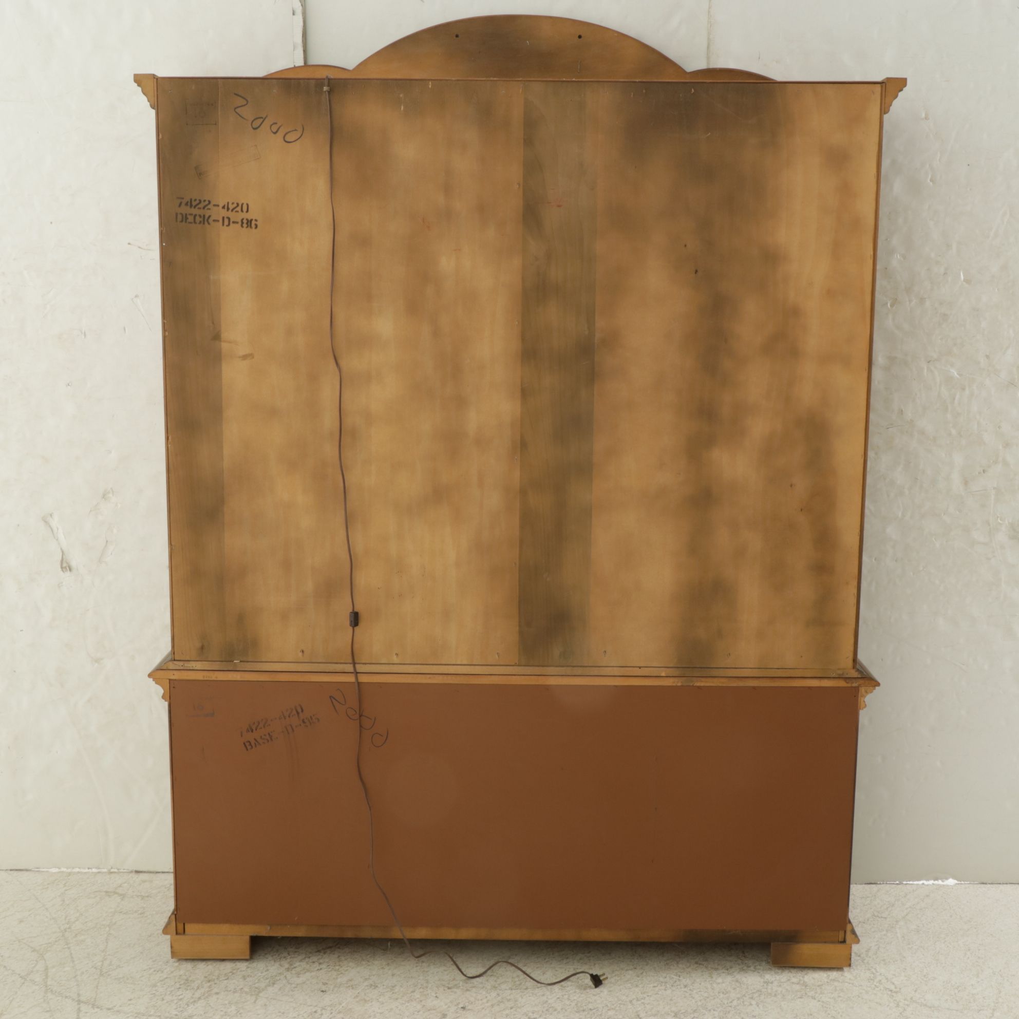 Thomasville Walnut China Cabinet, Late 20th Century