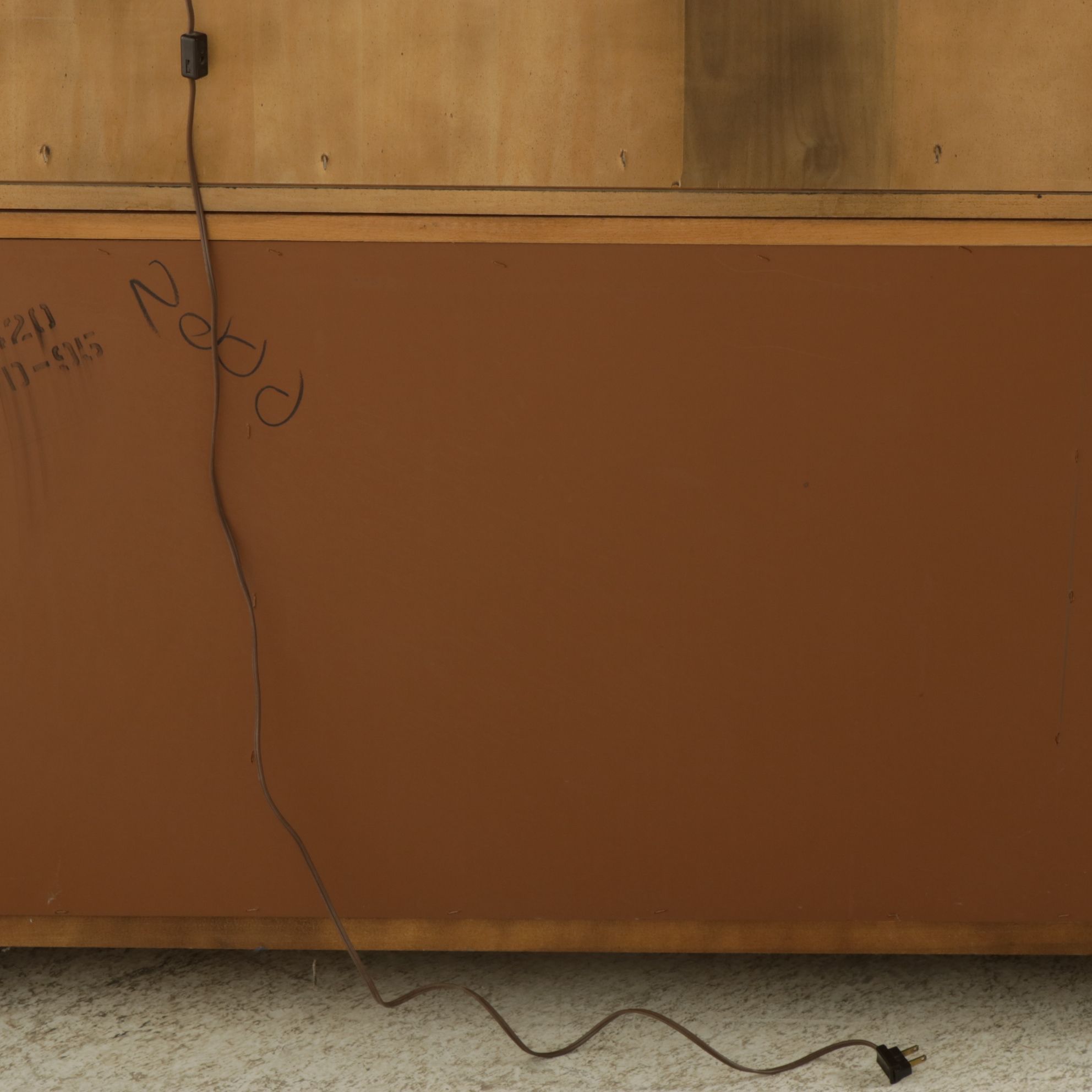 Thomasville Walnut China Cabinet, Late 20th Century