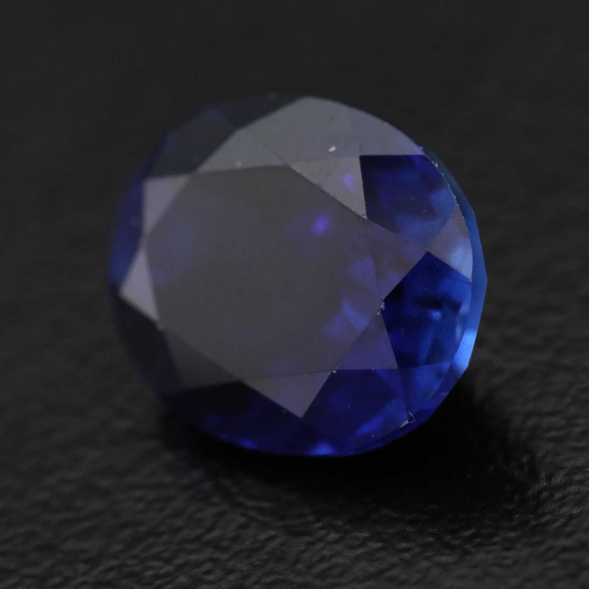 Loose 4.88 CT Lab Grown Sapphire