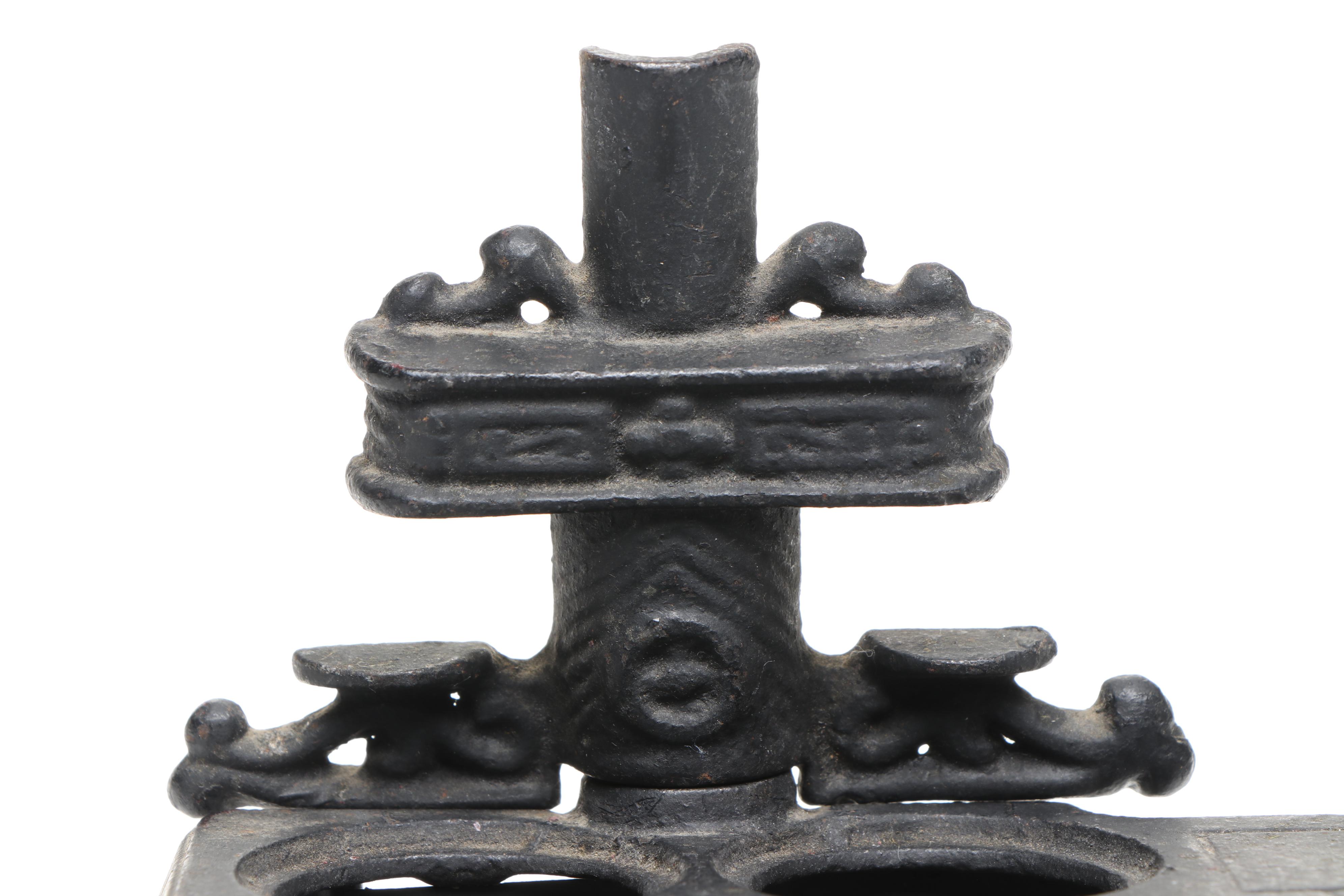 Queen Cast Iron Miniature Range with Pots, Pans, and Other Accessories